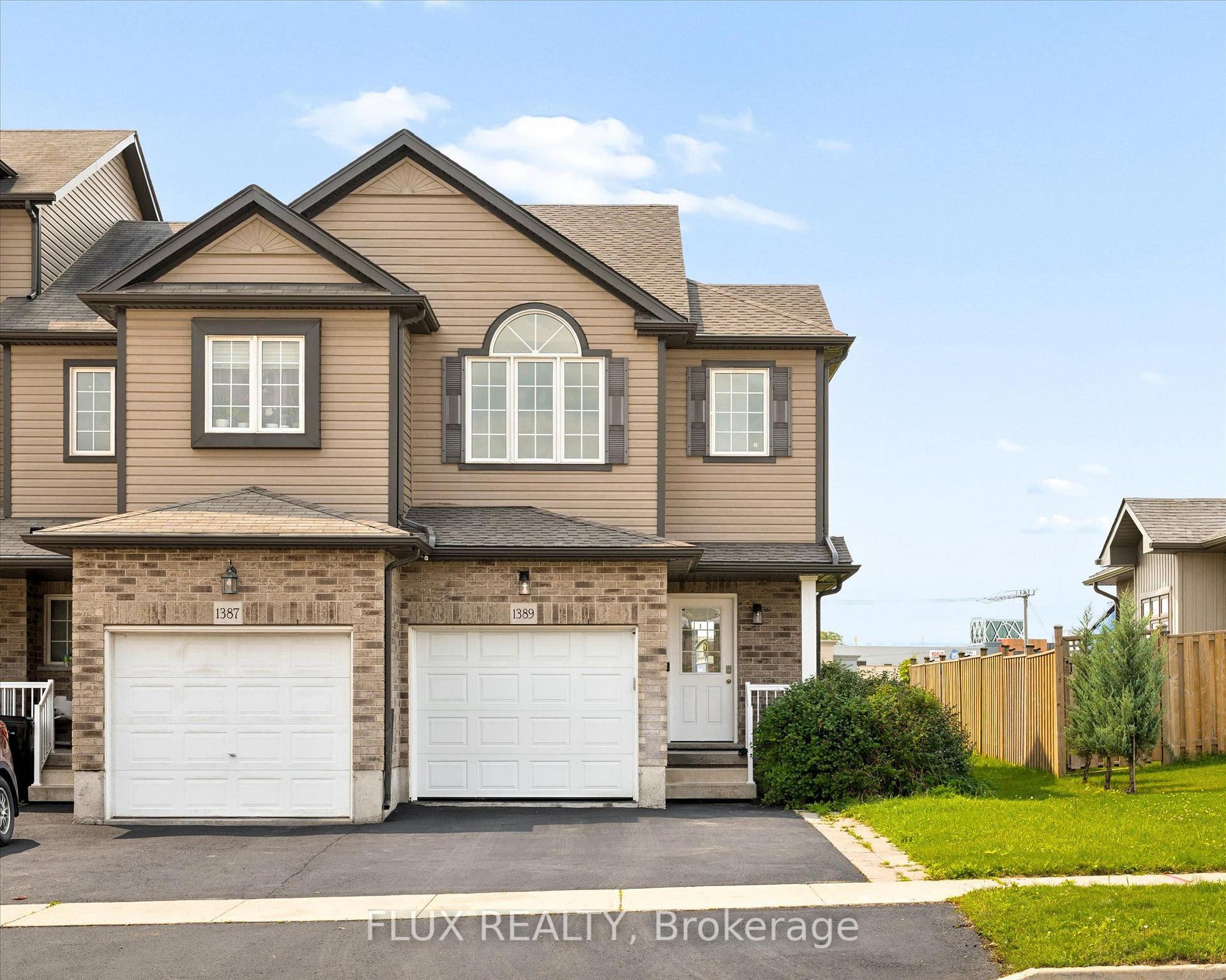 Photo 2 of 1389 Countrystone Drive, Kitchener, Westvale — HOMEH