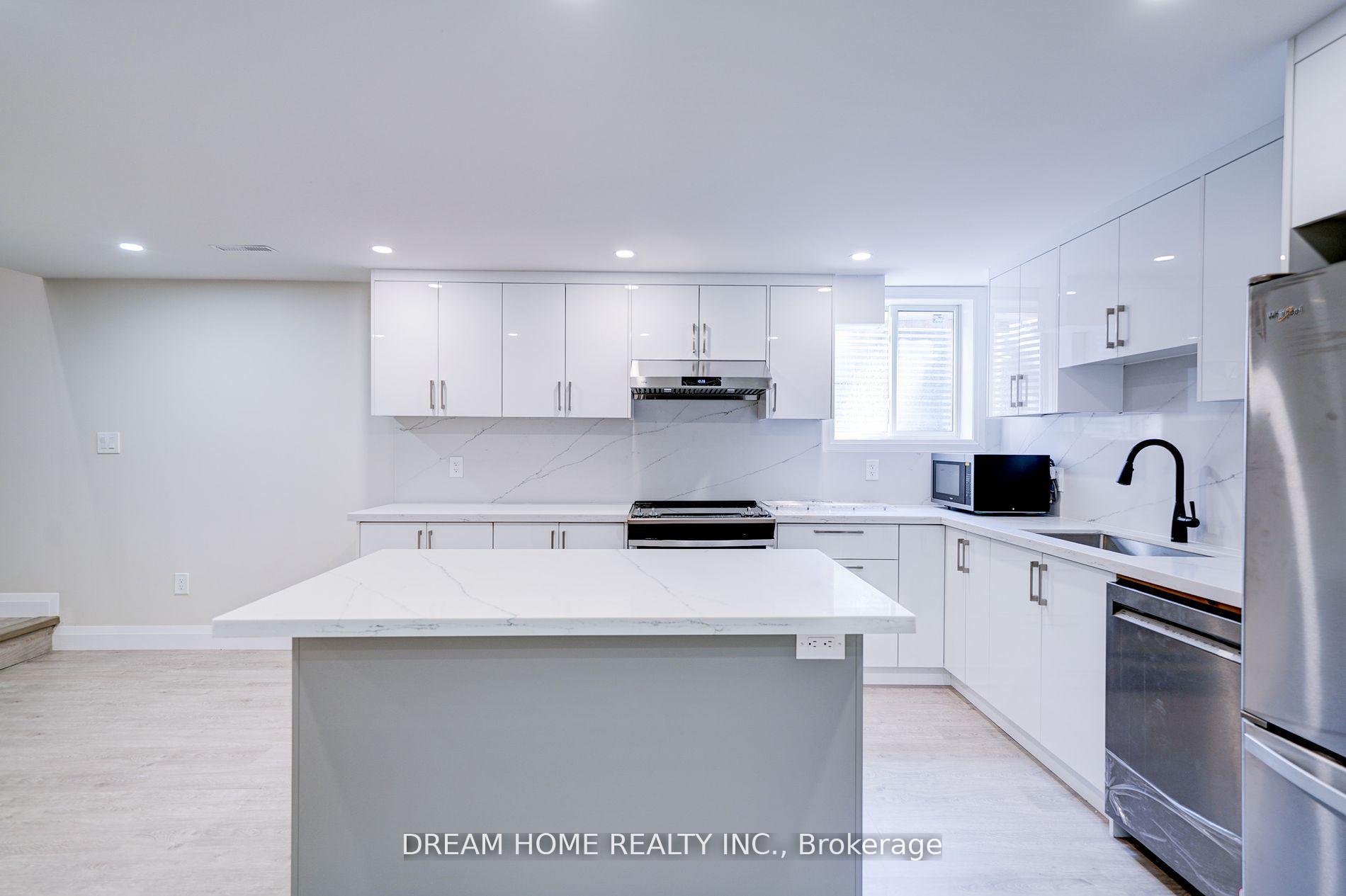 Photo 8 of Unit Lower, 23 Manorcrest Street, Brampton, Central Park — HOMEH