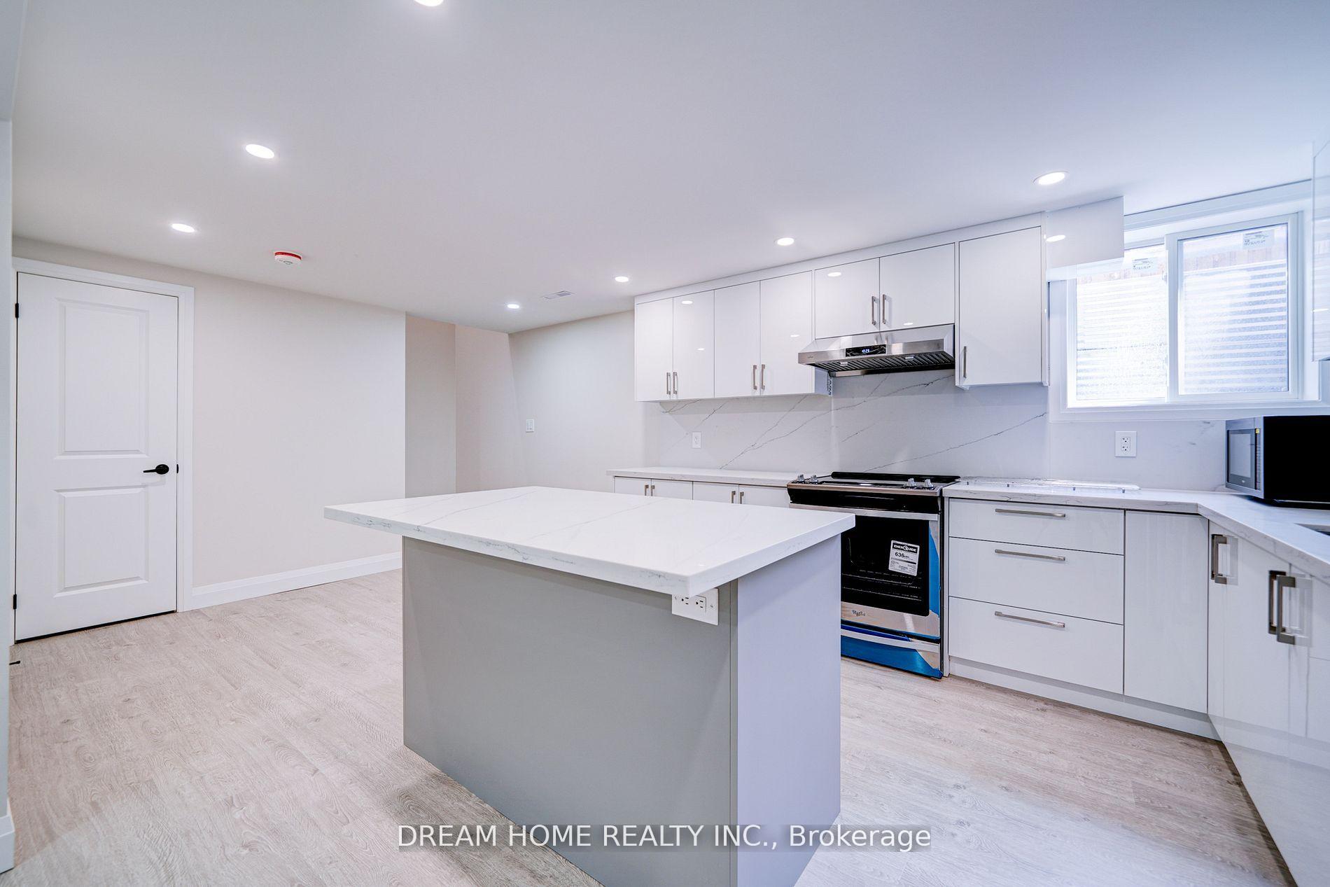 Photo 9 of Unit Lower, 23 Manorcrest Street, Brampton, Central Park — HOMEH