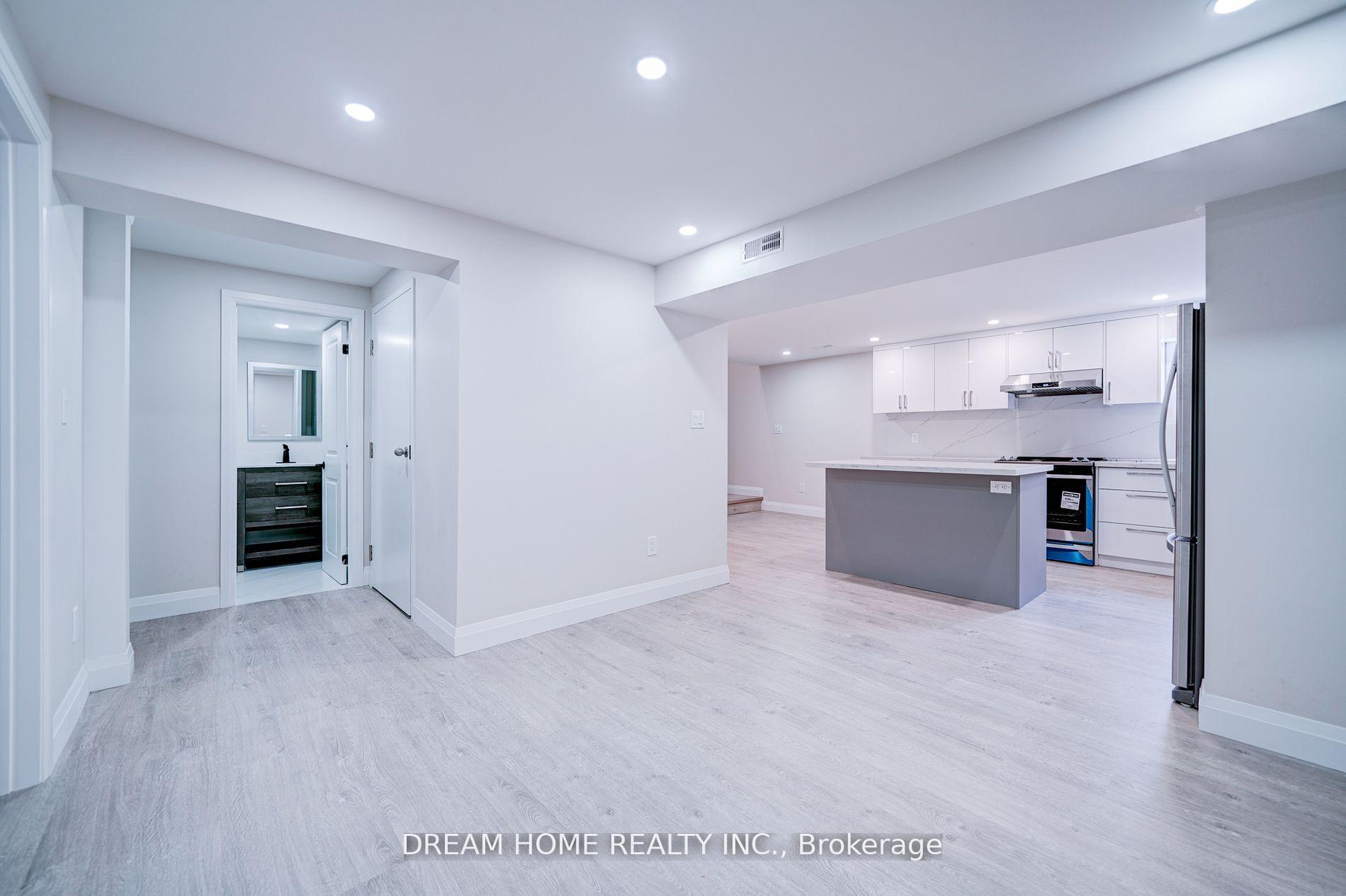 Photo 12 of Unit Lower, 23 Manorcrest Street, Brampton, Central Park — HOMEH