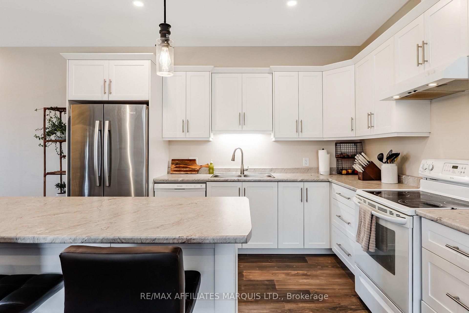 Photo 8 of 2391 Watson Crescent, Cornwall, Cornwall — HOMEH