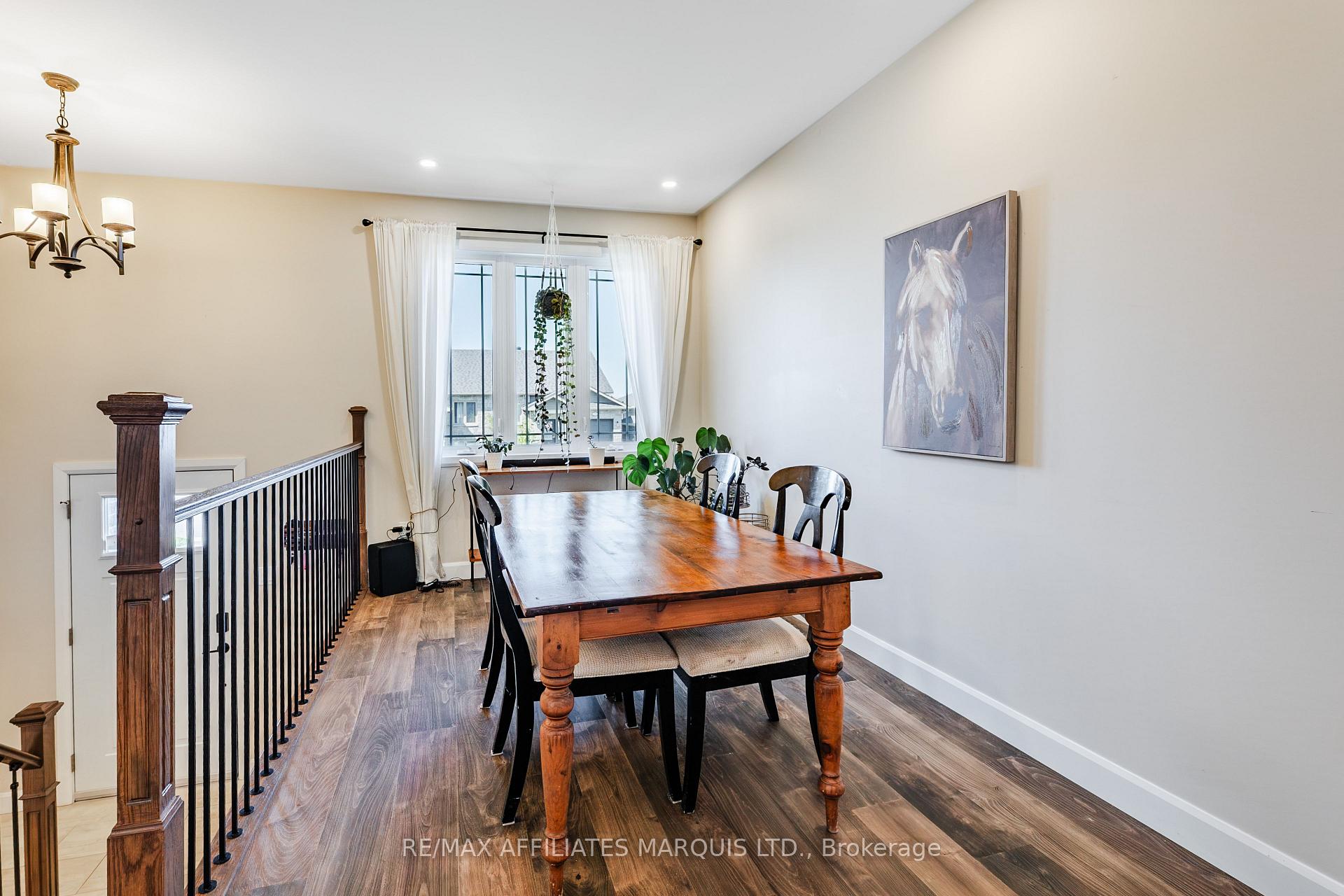 Photo 11 of 2391 Watson Crescent, Cornwall, Cornwall — HOMEH