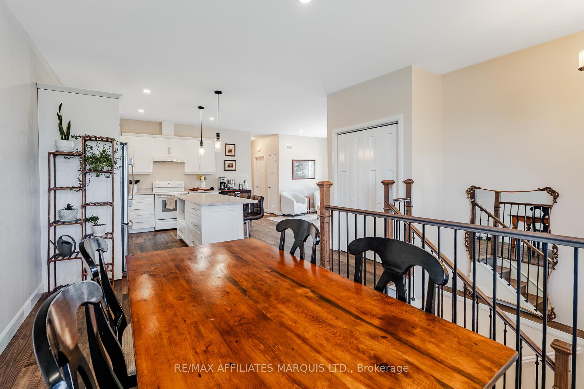 Photo 12 of 2391 Watson Crescent, Cornwall, Cornwall — HOMEH