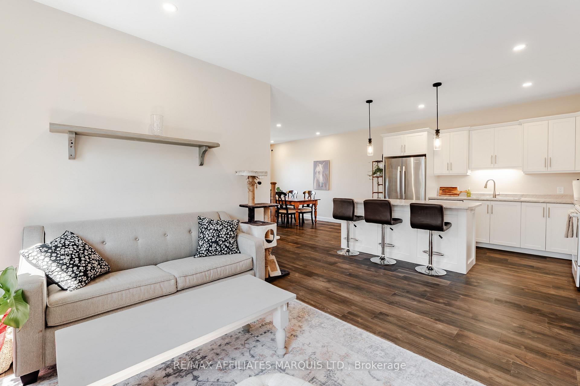 Photo 13 of 2391 Watson Crescent, Cornwall, Cornwall — HOMEH