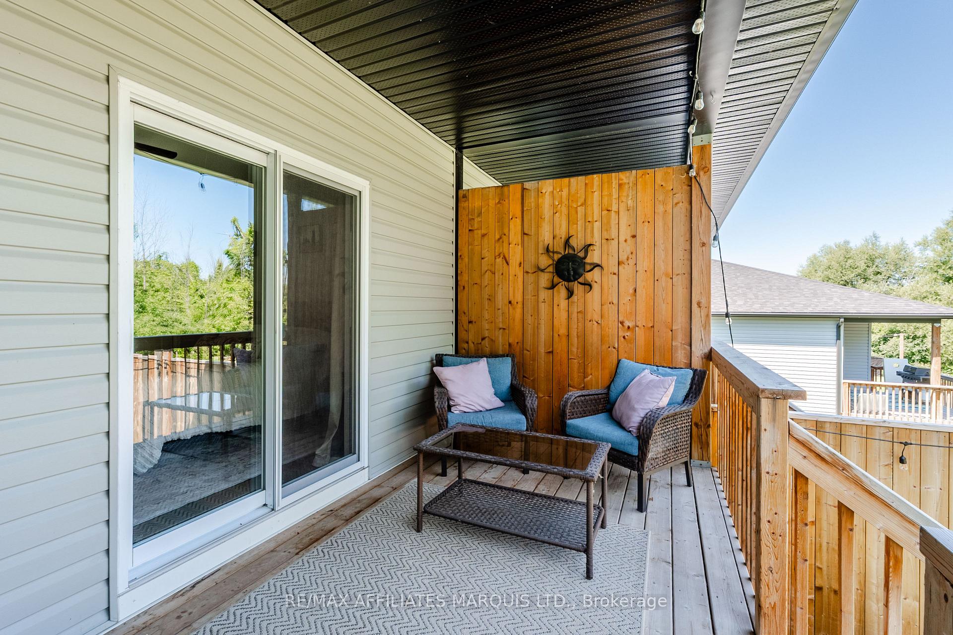 Photo 36 of 2391 Watson Crescent, Cornwall, Cornwall — HOMEH