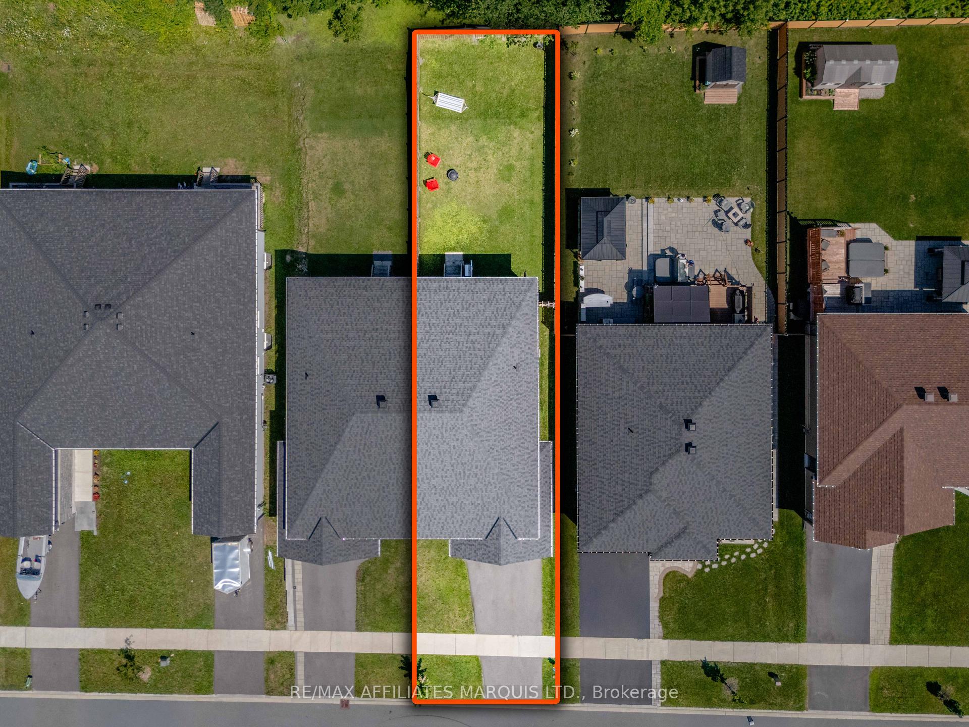 Photo 42 of 2391 Watson Crescent, Cornwall, Cornwall — HOMEH