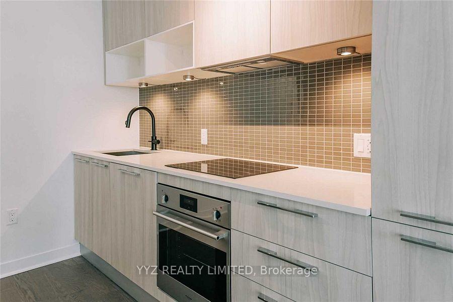Photo 5 of Unit 1207, 501 Adelaide Street W, Toronto, Waterfront Communities — HOMEH