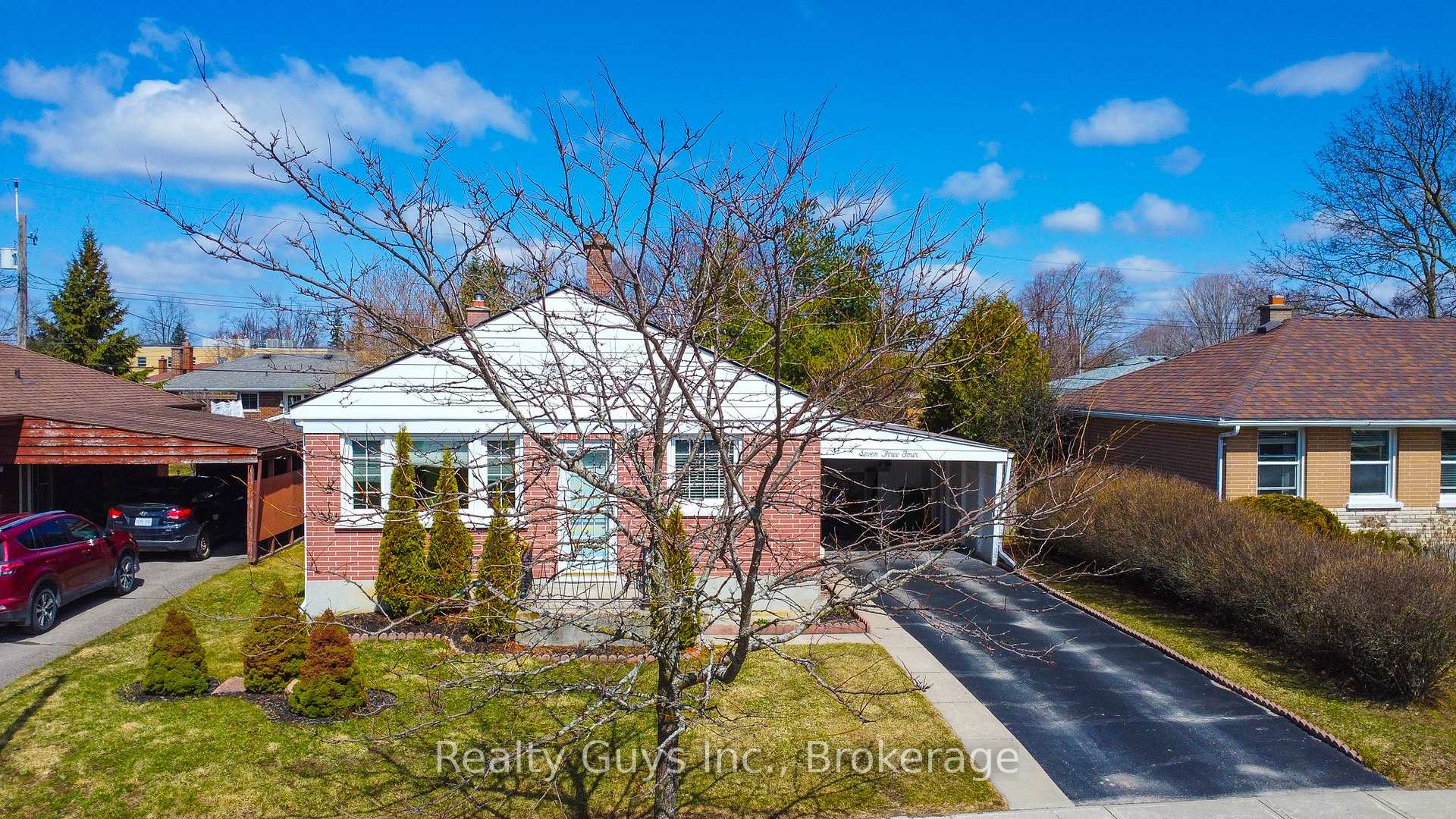 Photo 2 of 734 Crawford Place, Peterborough, Otonabee Ward 1 — HOMEH
