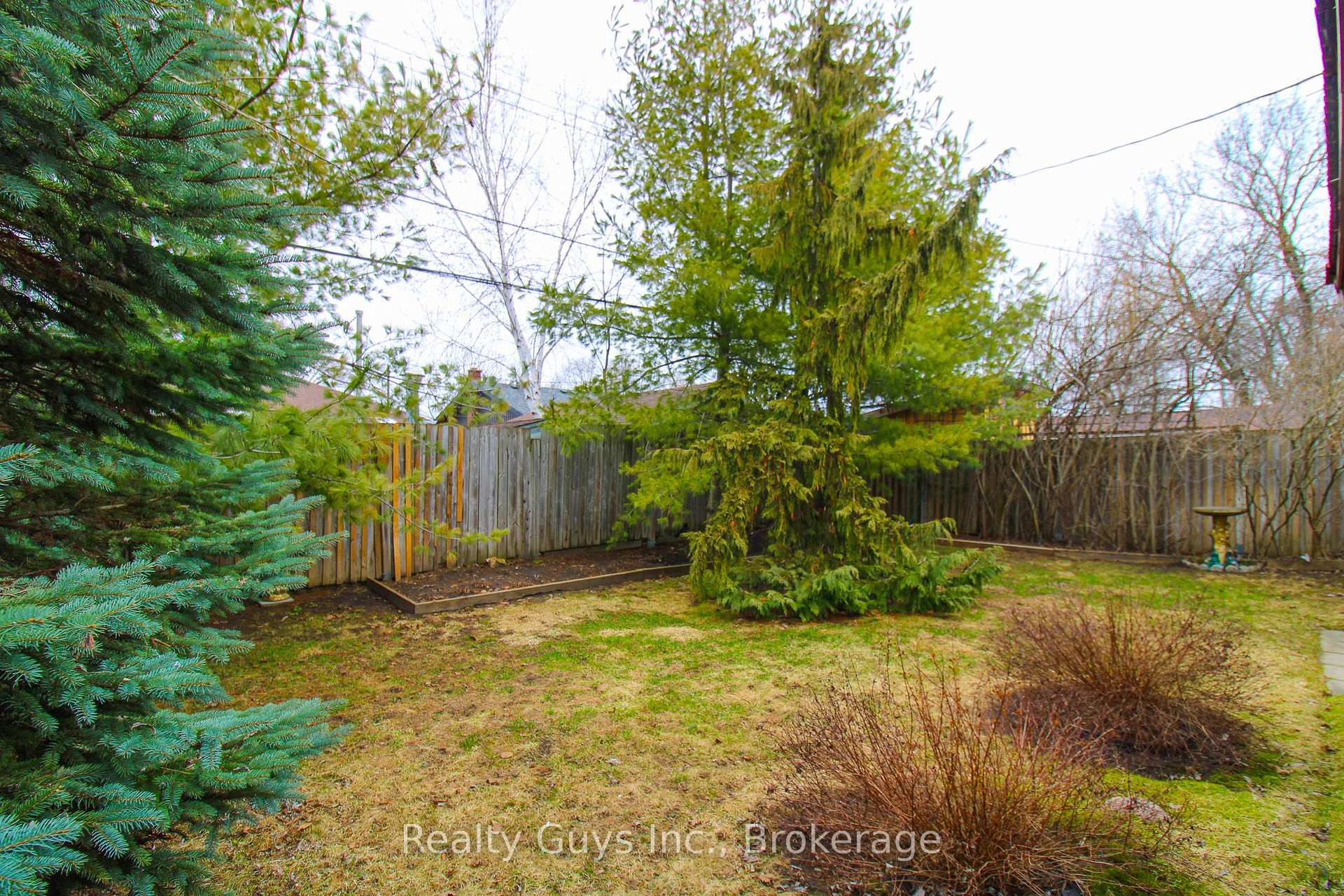 Photo 8 of 734 Crawford Place, Peterborough, Otonabee Ward 1 — HOMEH