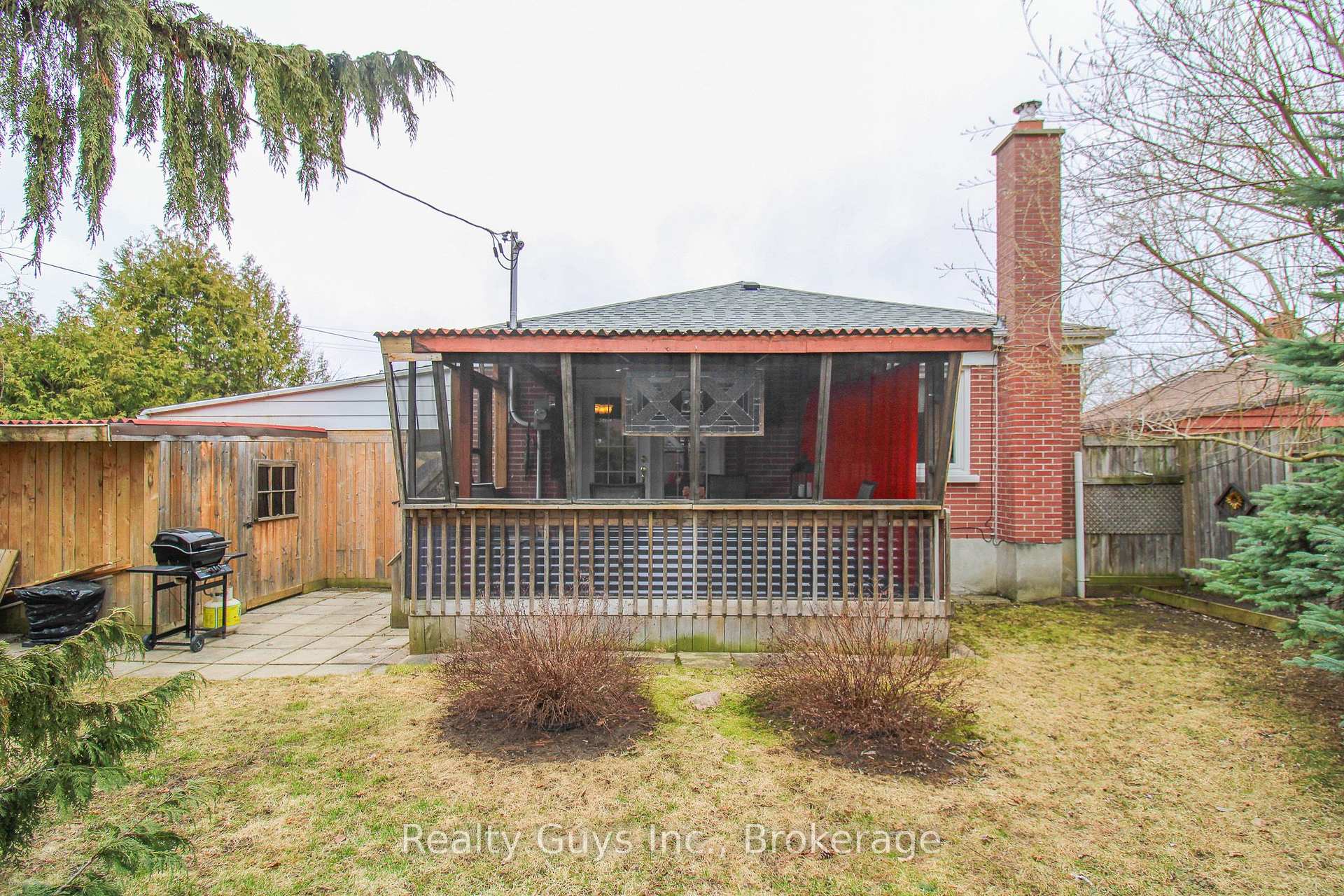 Photo 9 of 734 Crawford Place, Peterborough, Otonabee Ward 1 — HOMEH