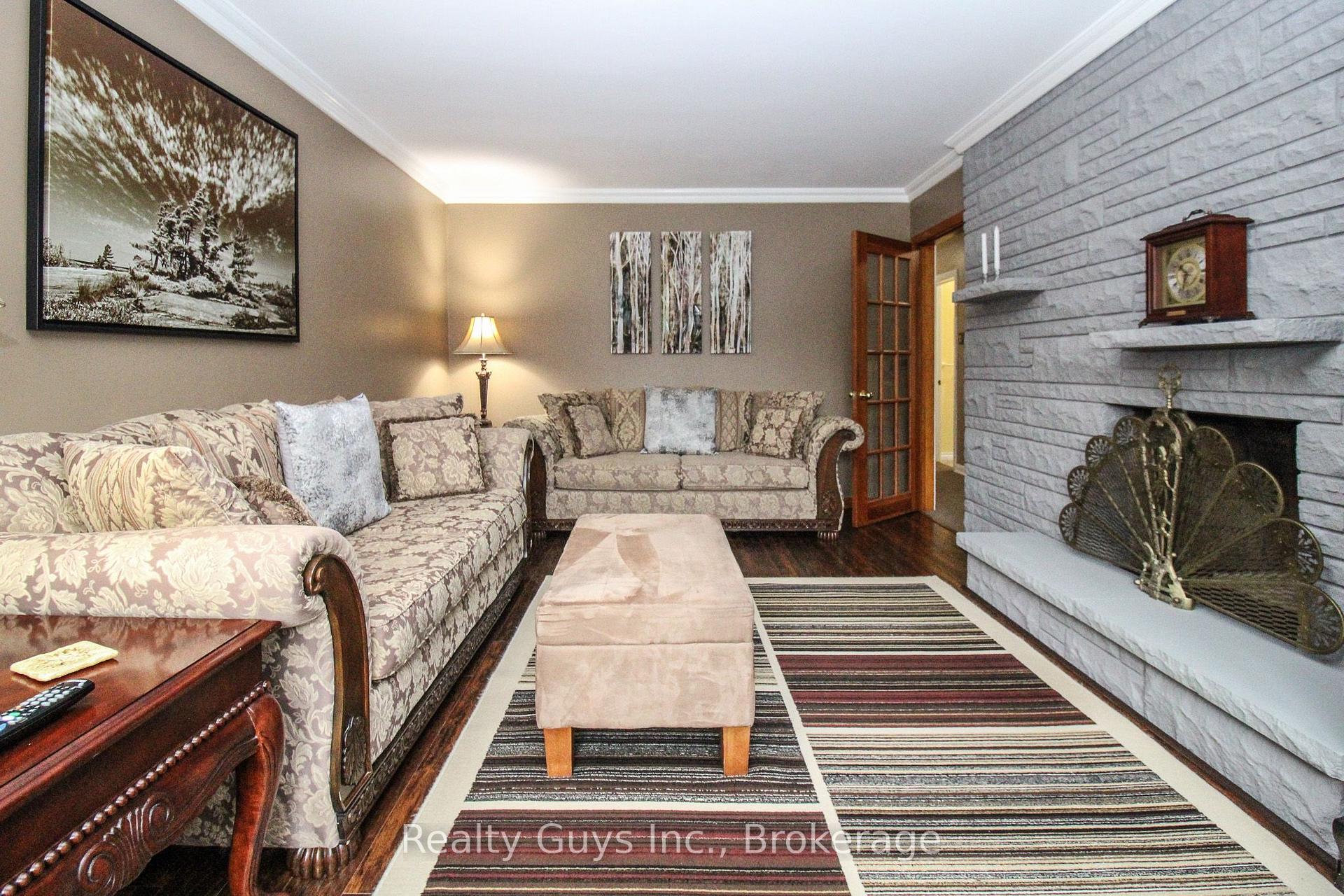 Photo 15 of 734 Crawford Place, Peterborough, Otonabee Ward 1 — HOMEH
