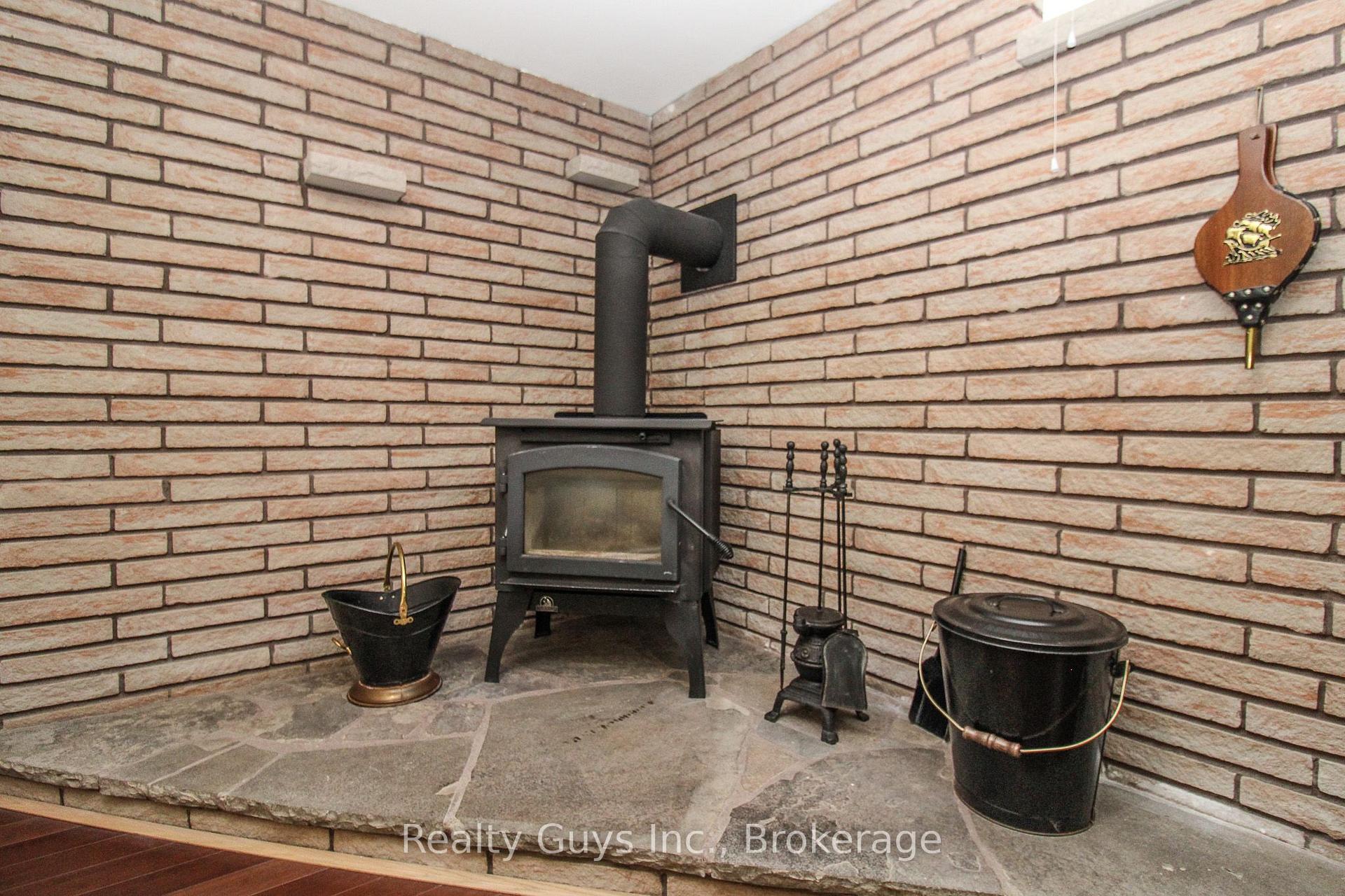 Photo 40 of 734 Crawford Place, Peterborough, Otonabee Ward 1 — HOMEH