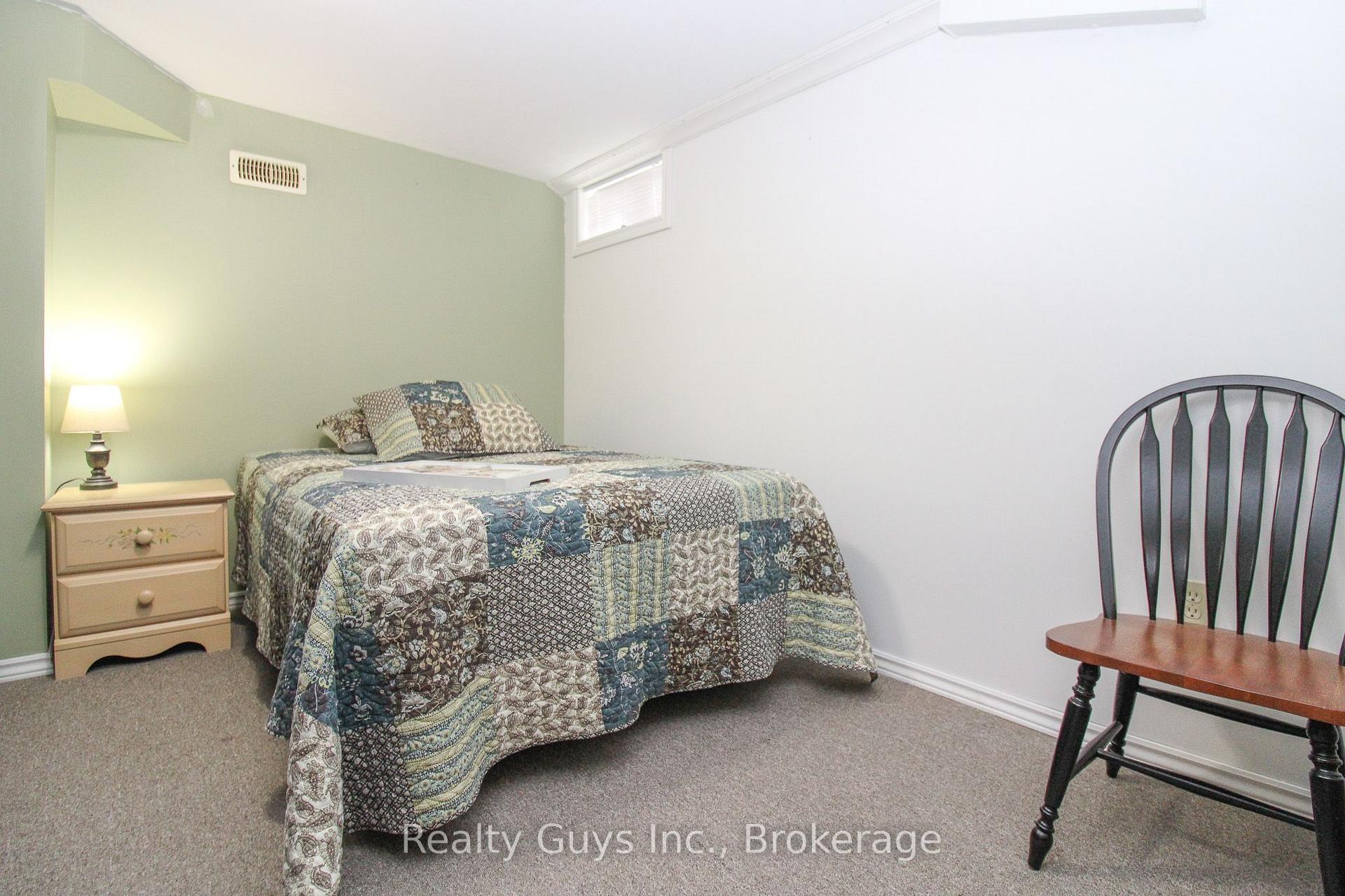 Photo 42 of 734 Crawford Place, Peterborough, Otonabee Ward 1 — HOMEH