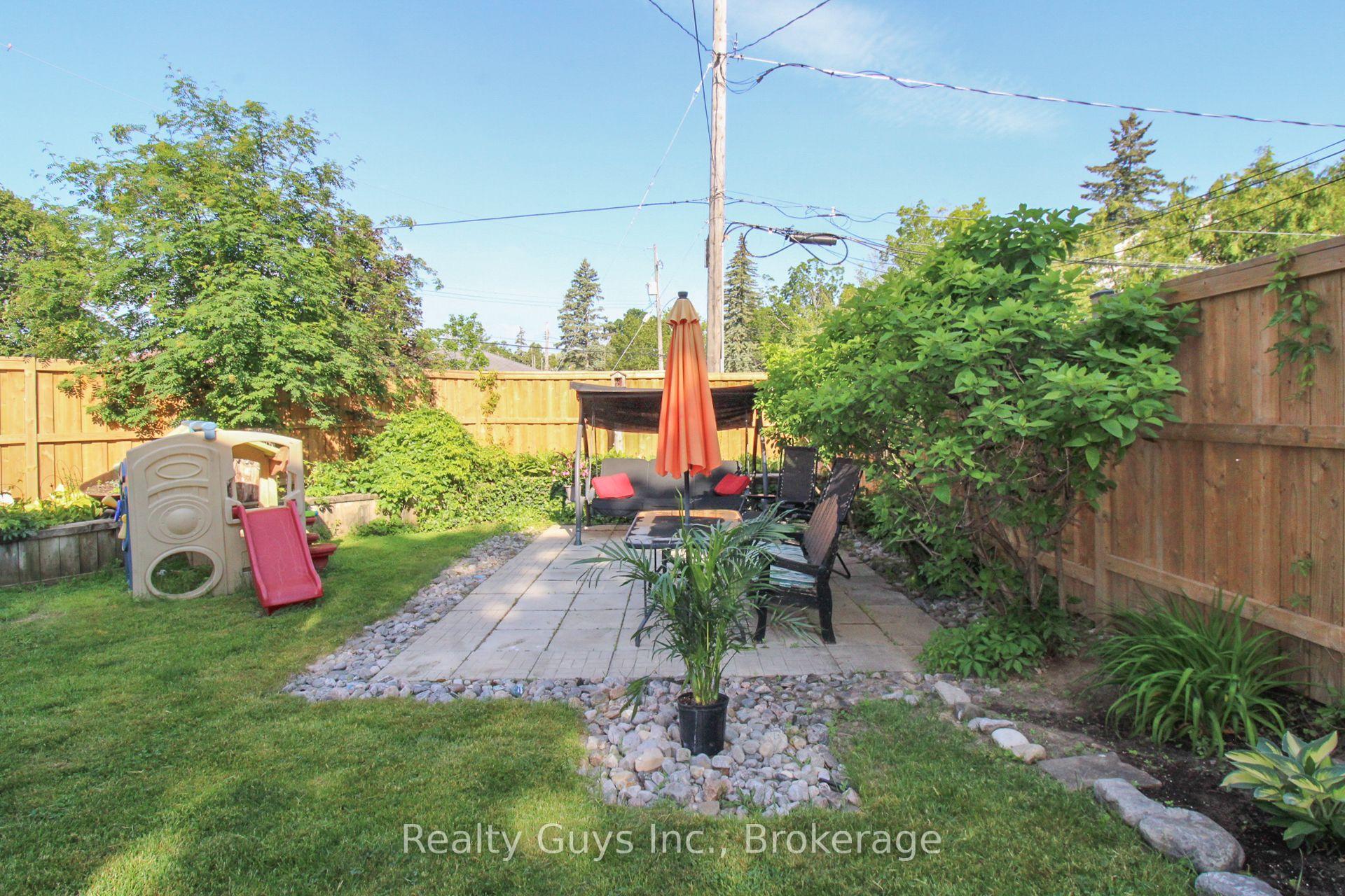 Photo 16 of 727 Chesterfield Avenue, Peterborough, Northcrest Ward 5 — HOMEH