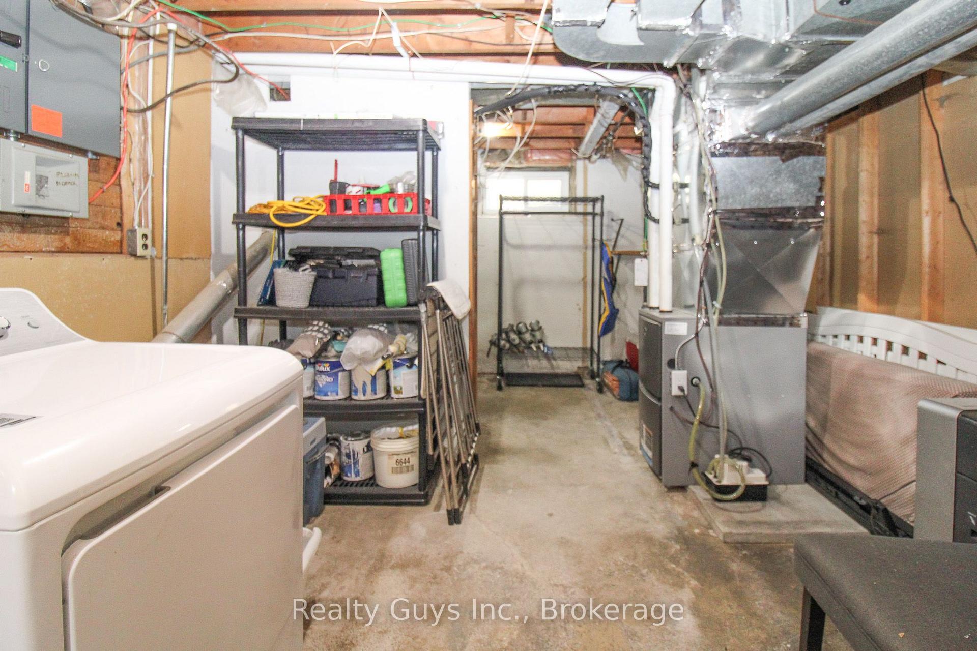 Photo 48 of 727 Chesterfield Avenue, Peterborough, Northcrest Ward 5 — HOMEH