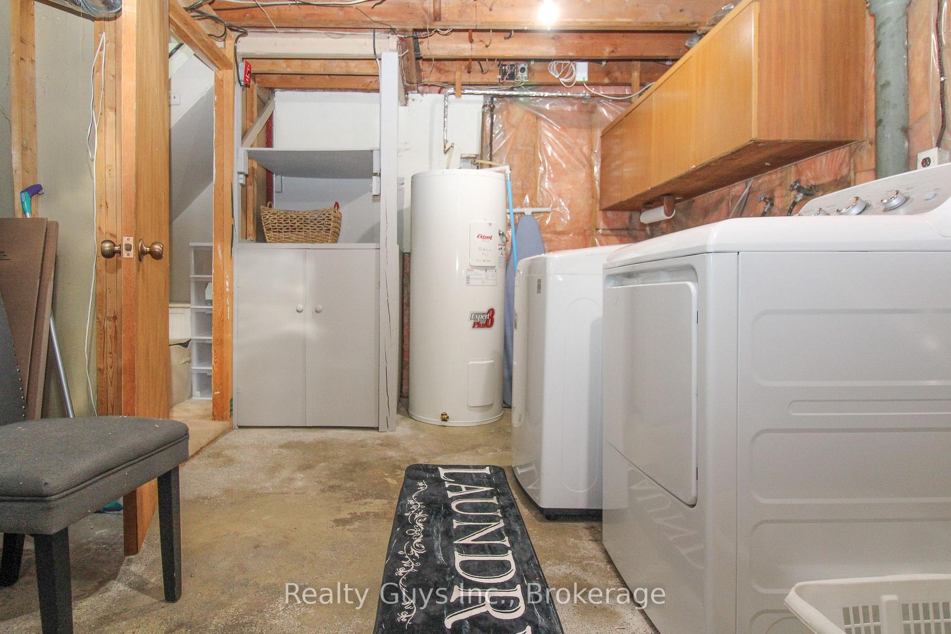 Photo 49 of 727 Chesterfield Avenue, Peterborough, Northcrest Ward 5 — HOMEH