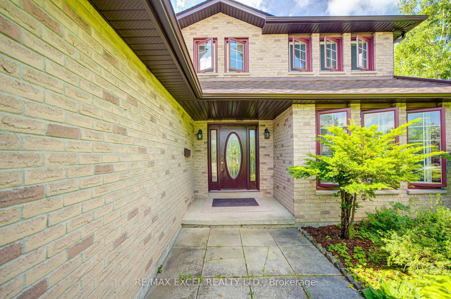 Photo 3 of 104 Lambeth Court, Newmarket, Gorham-College Manor — HOMEH