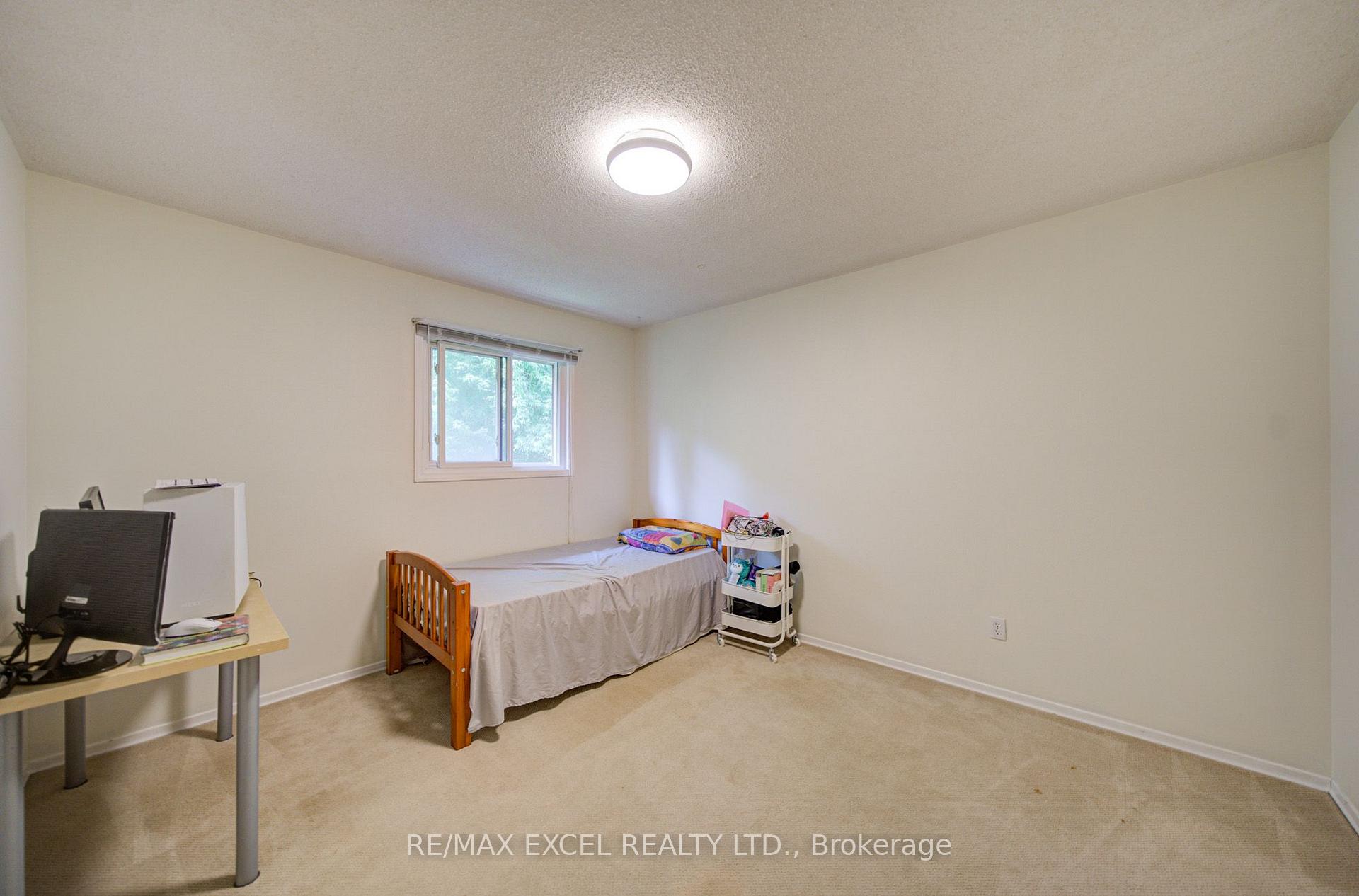Photo 37 of 104 Lambeth Court, Newmarket, Gorham-College Manor — HOMEH