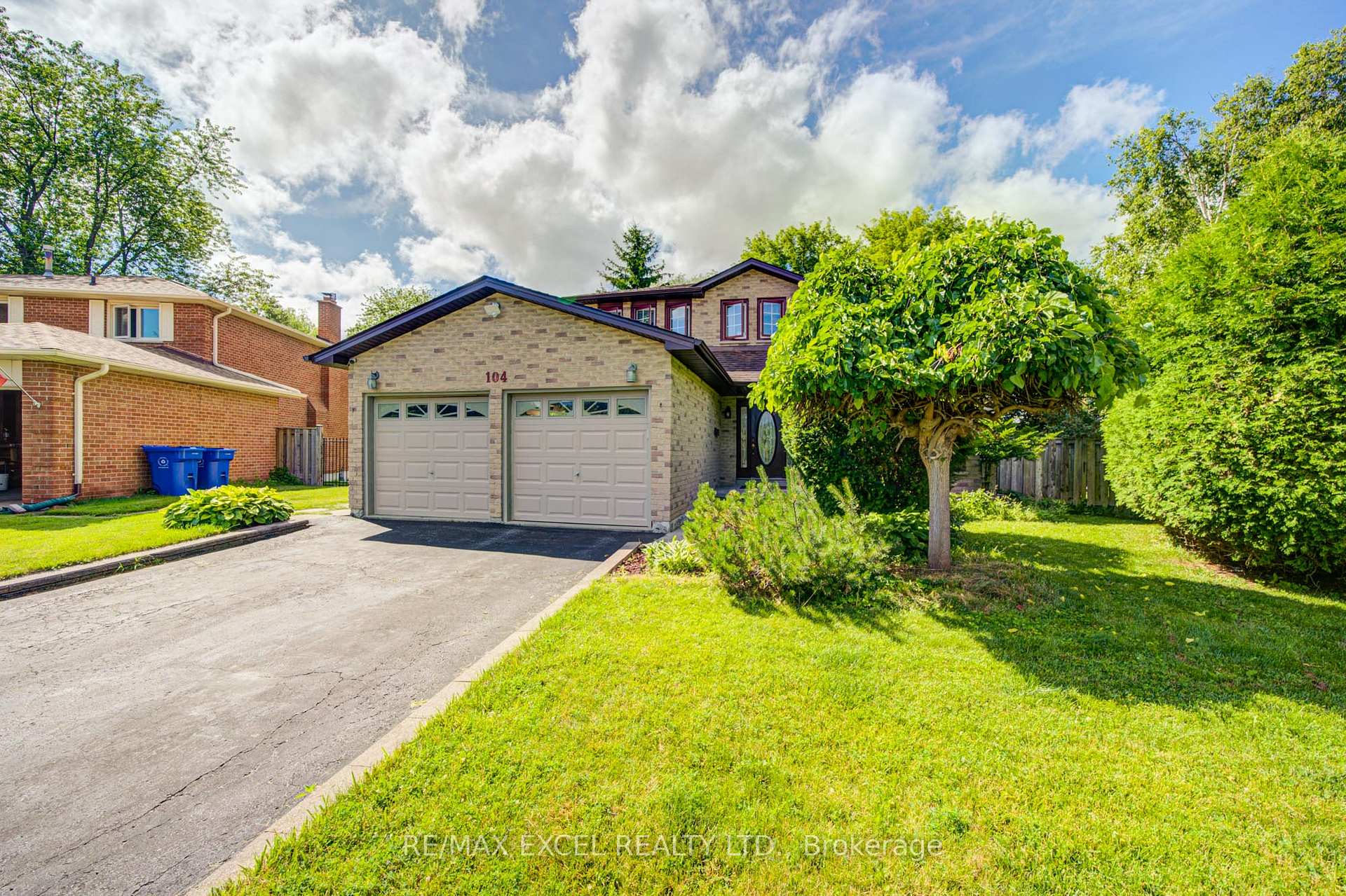 Photo 50 of 104 Lambeth Court, Newmarket, Gorham-College Manor — HOMEH
