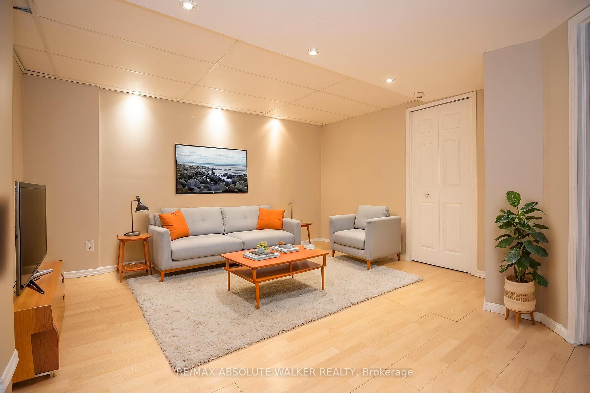 Photo 22 of 1411 Caravel Crescent, Ottawa, Bilberry Creek/Queenswood Heights — HOMEH