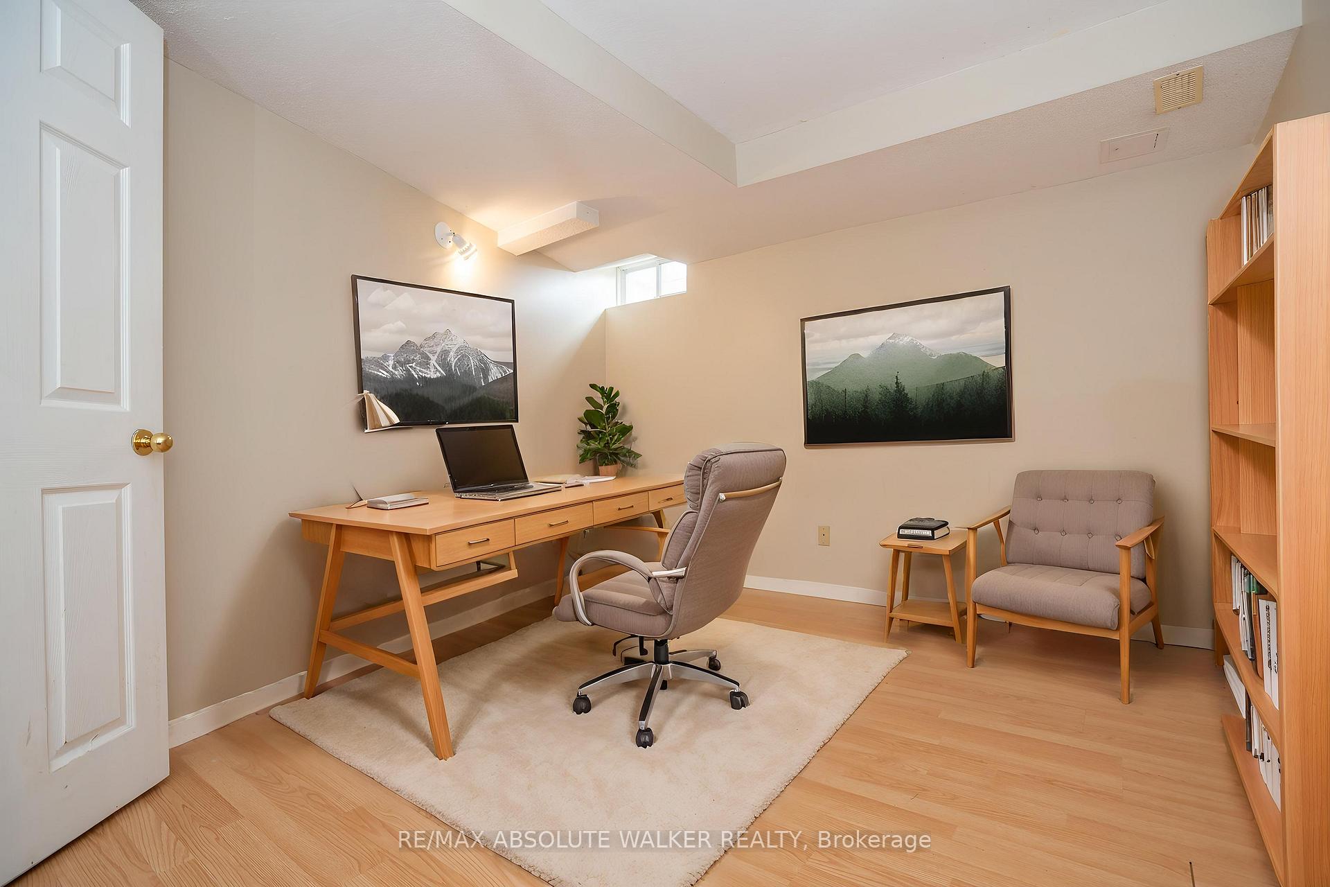 Photo 24 of 1411 Caravel Crescent, Ottawa, Bilberry Creek/Queenswood Heights — HOMEH