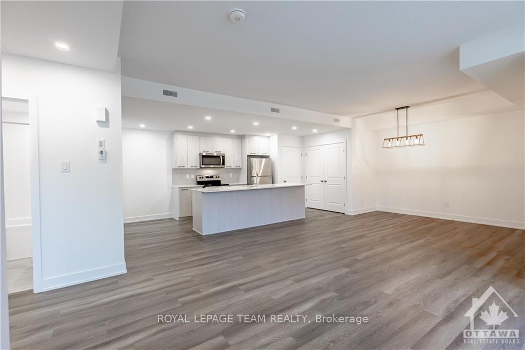 Photo 12 of Unit C, 55 Overberg Way, Ottawa, Kanata - Emerald Meadows/Trailwest — HOMEH