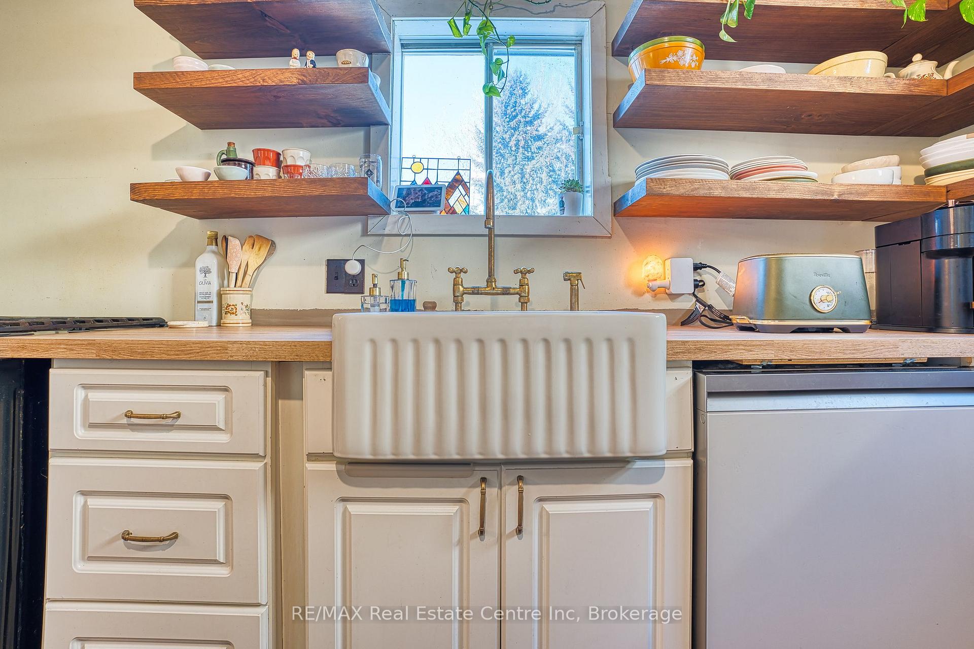 Photo 15 of 34 Wellington Street, Mapleton, Rural Mapleton — HOMEH