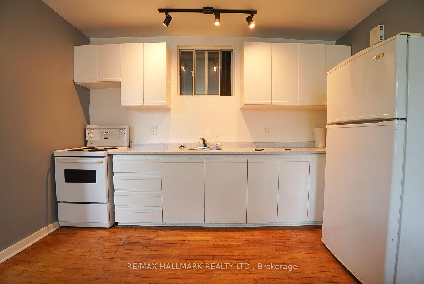 Photo 4 of Unit 3, 1432 Queen Street E, Toronto, Greenwood-Coxwell — HOMEH
