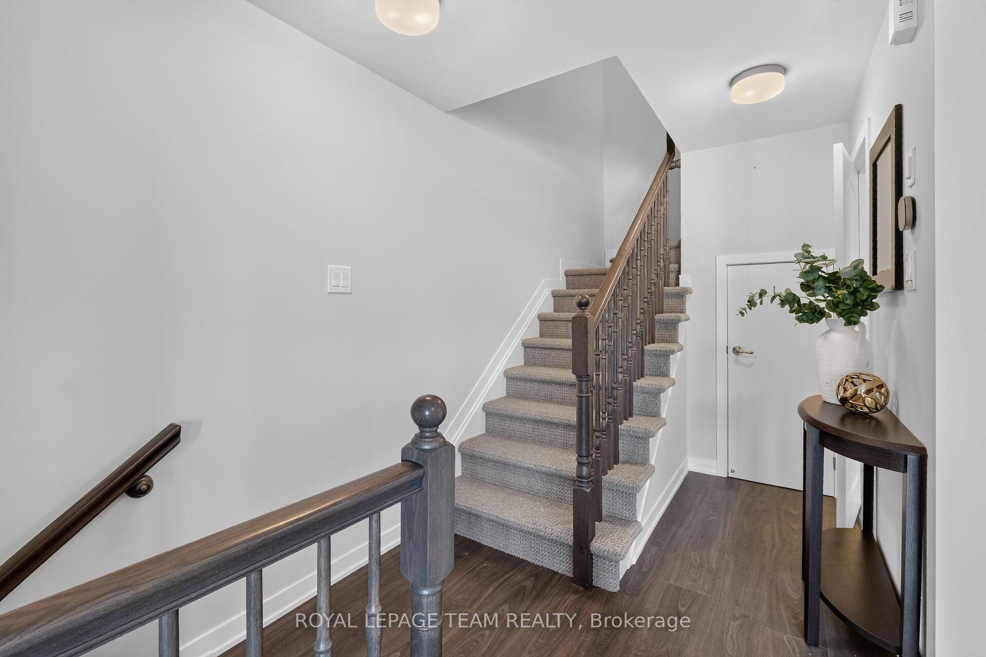 Photo 29 of 218 Parnian Private, Ottawa, Barrhaven - Half Moon Bay — HOMEH