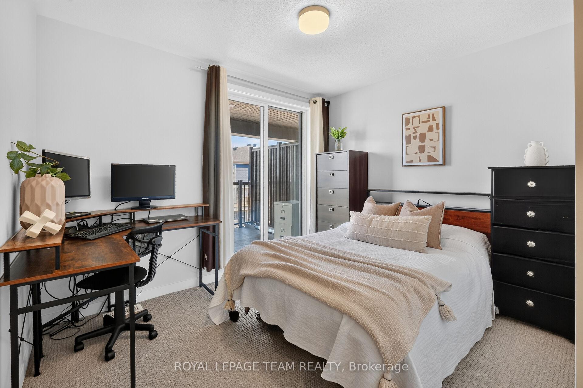 Photo 33 of 218 Parnian Private, Ottawa, Barrhaven - Half Moon Bay — HOMEH