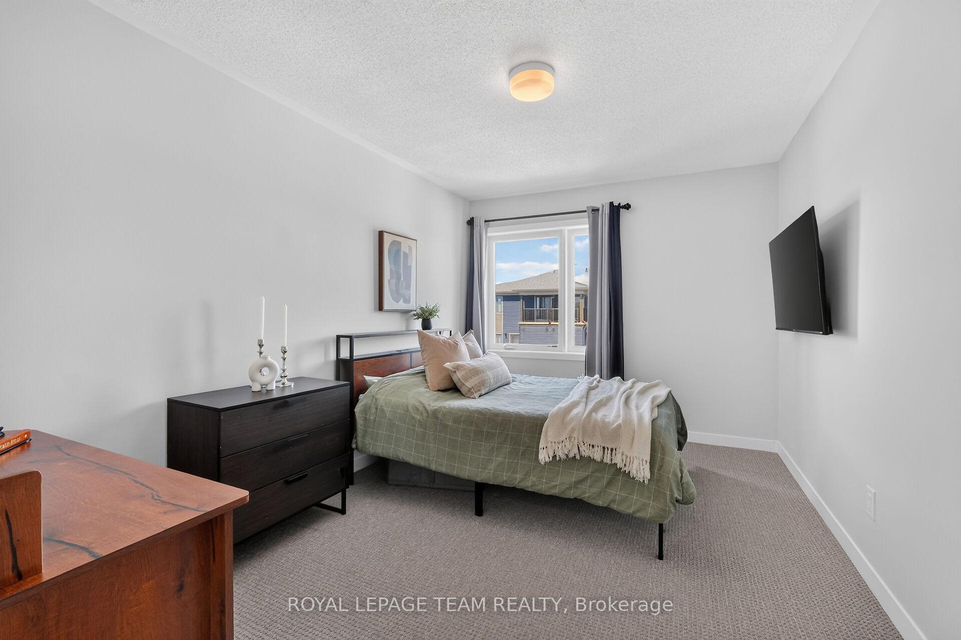 Photo 38 of 218 Parnian Private, Ottawa, Barrhaven - Half Moon Bay — HOMEH