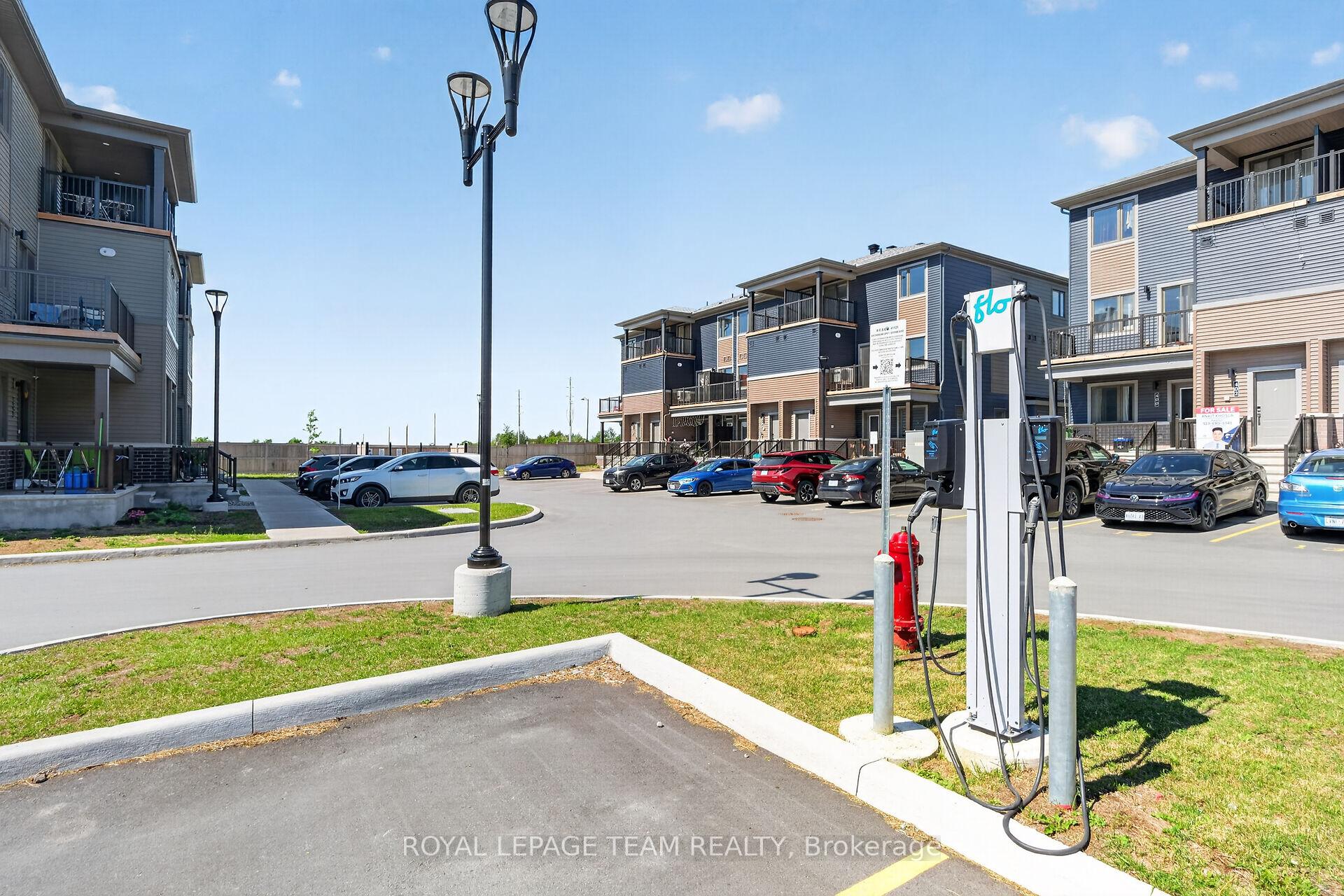 Photo 50 of 218 Parnian Private, Ottawa, Barrhaven - Half Moon Bay — HOMEH