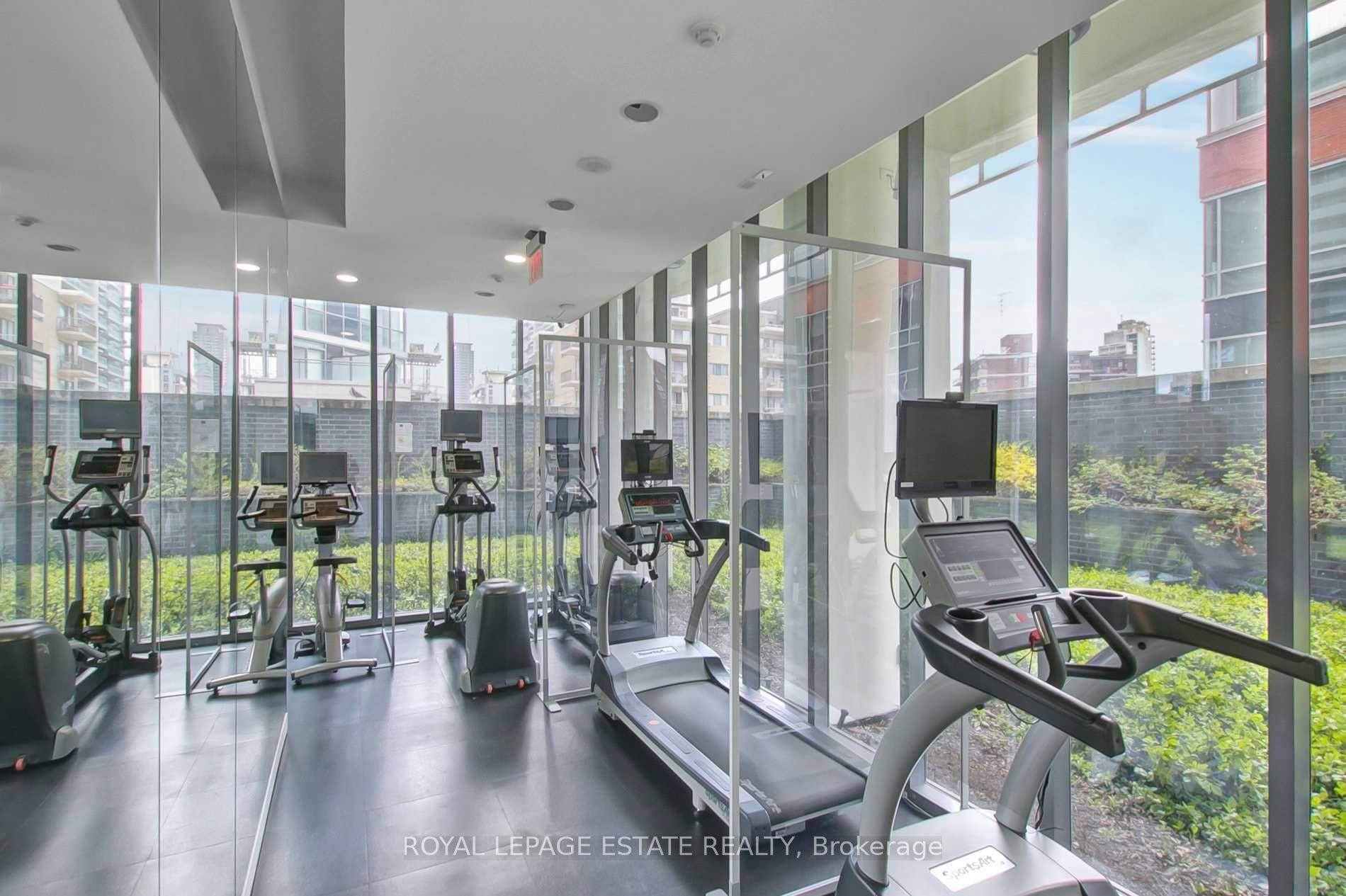 Photo 10 of Unit 910, 33 Charles Street E, Toronto, Church-Yonge Corridor — HOMEH