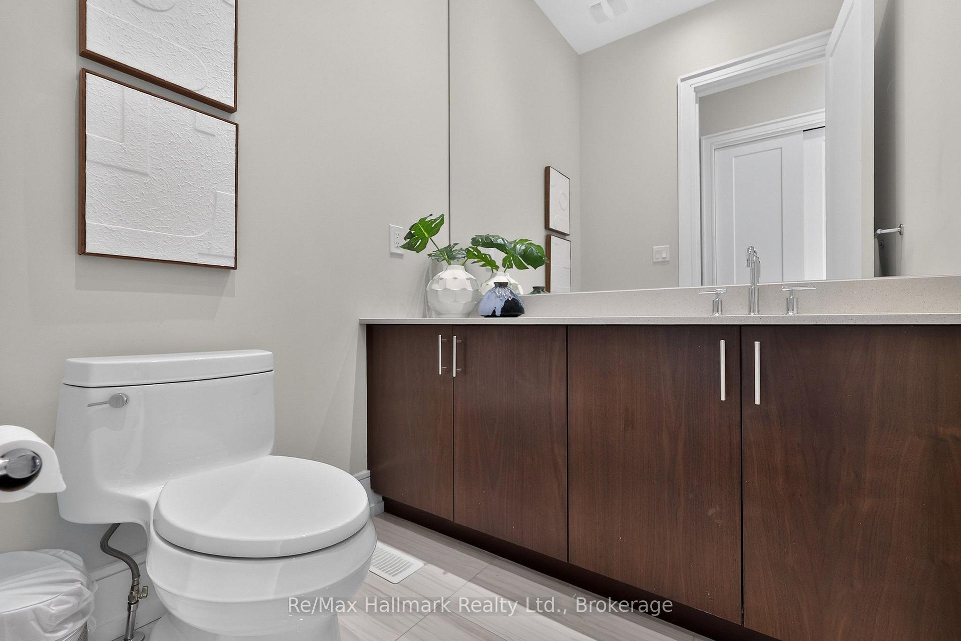 Photo 14 of Unit 14, 10 Maple Grove Drive, Oakville, Morrison — HOMEH