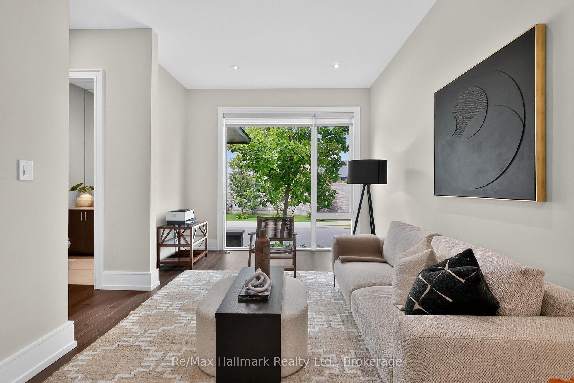 Photo 26 of Unit 14, 10 Maple Grove Drive, Oakville, Morrison — HOMEH