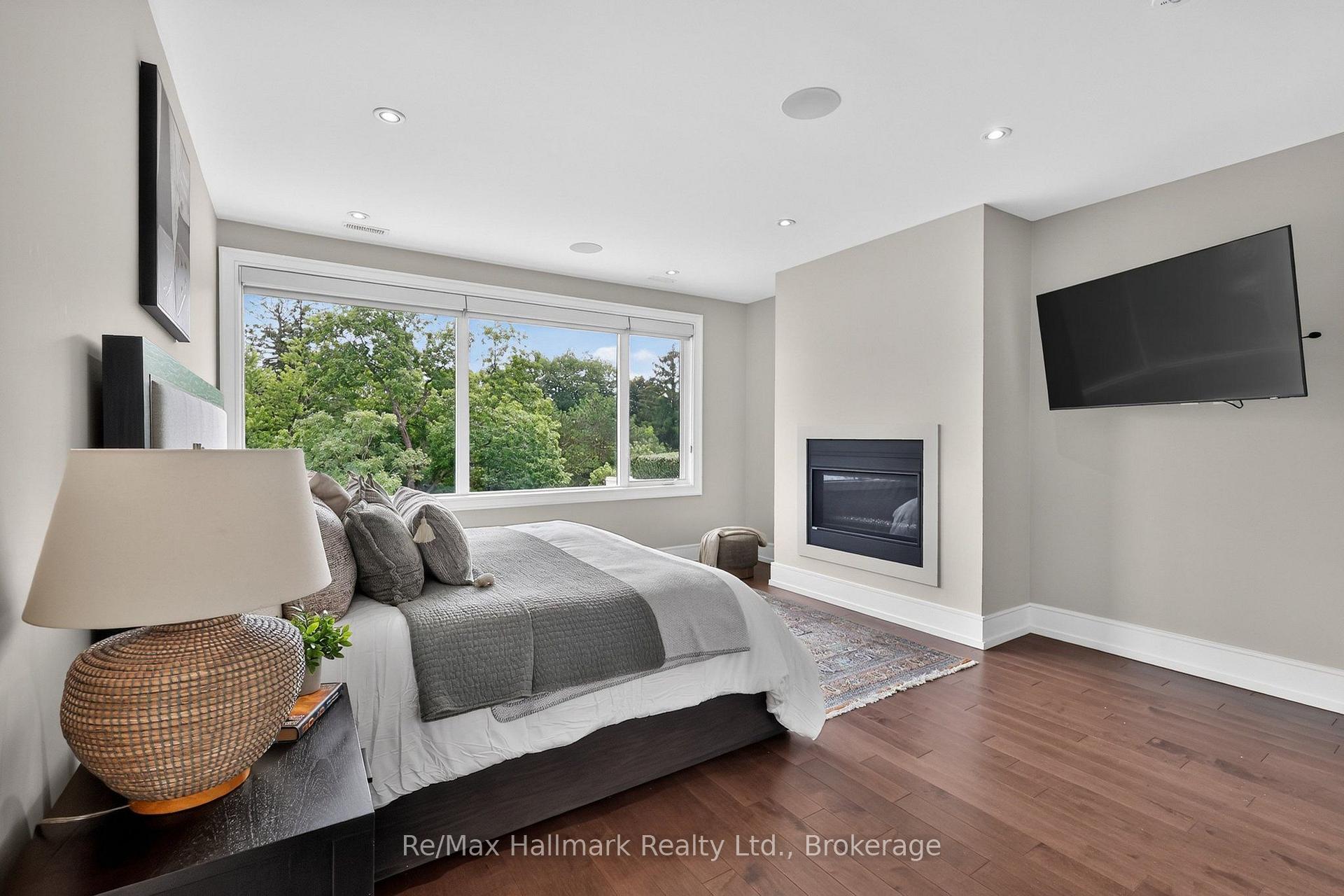 Photo 34 of Unit 14, 10 Maple Grove Drive, Oakville, Morrison — HOMEH