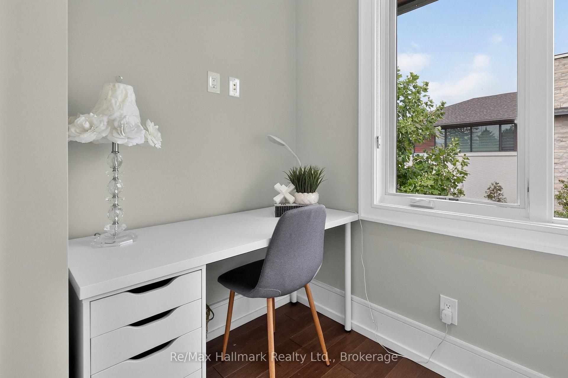 Photo 39 of Unit 14, 10 Maple Grove Drive, Oakville, Morrison — HOMEH