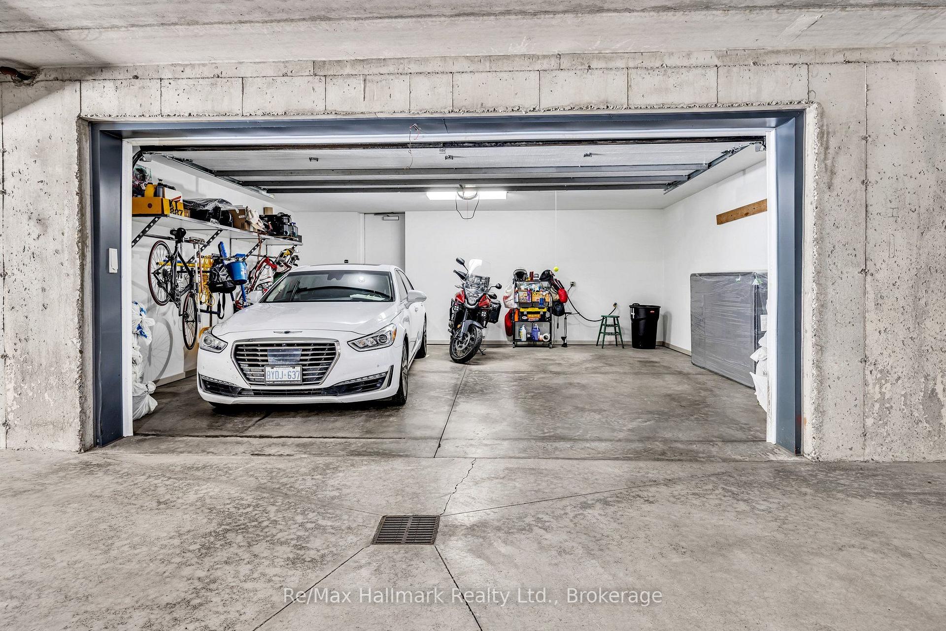 Photo 46 of Unit 14, 10 Maple Grove Drive, Oakville, Morrison — HOMEH