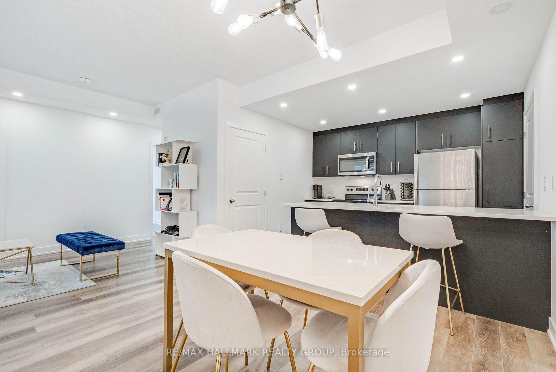 Photo 7 of Unit F, 310 Tulum Crescent, Ottawa, Kanata - Emerald Meadows/Trailwest — HOMEH