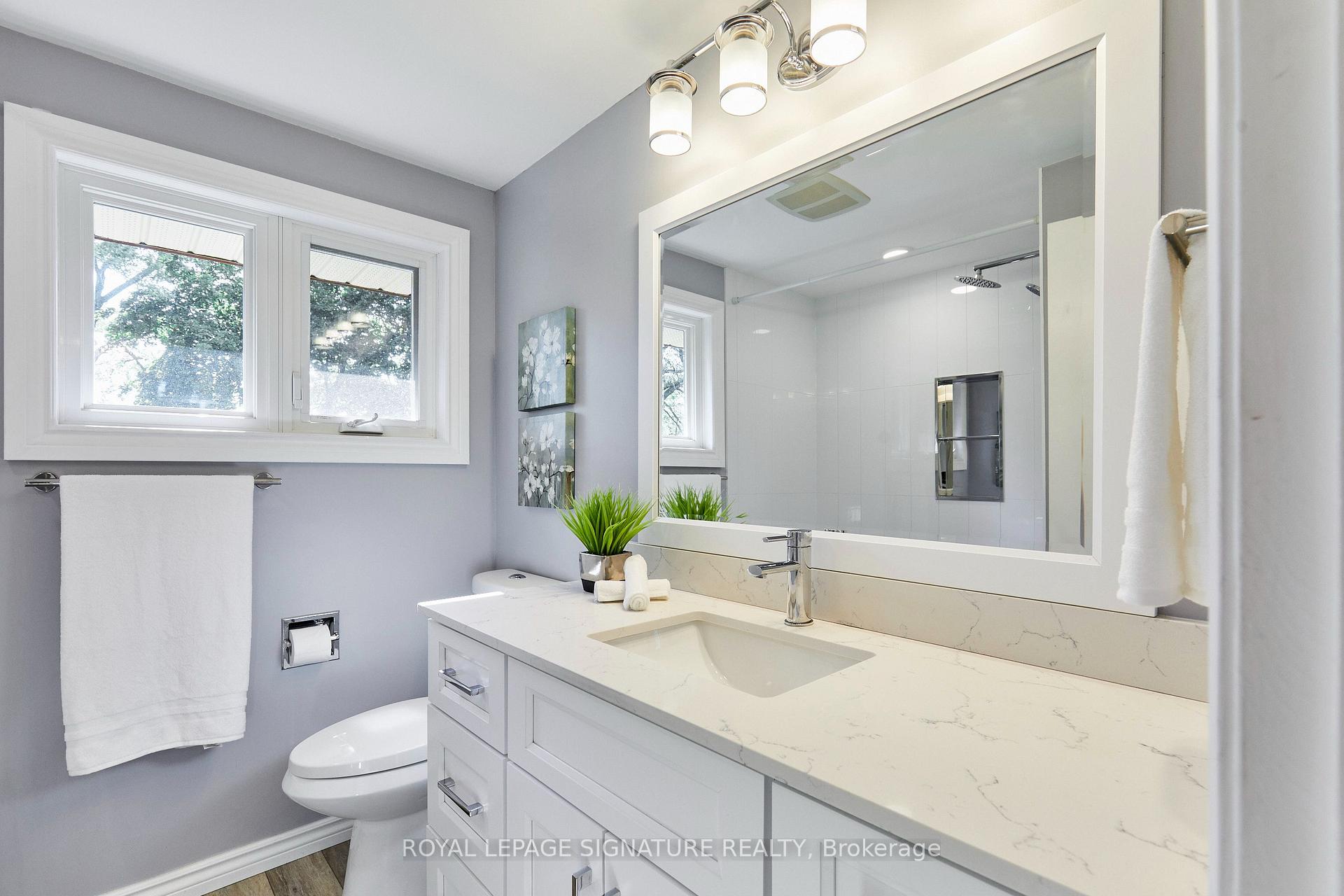 Photo 18 of 122 Heatherside Drive, Scarborough, L'Amoreaux — HOMEH