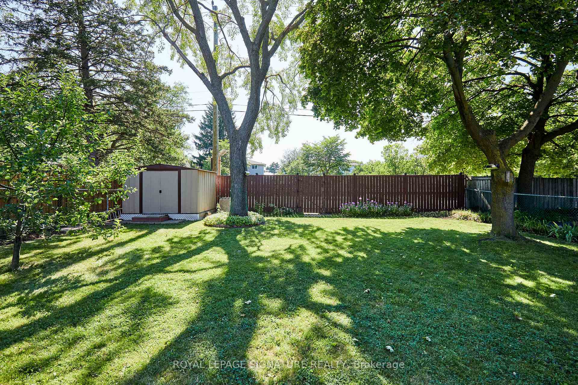 Photo 37 of 122 Heatherside Drive, Scarborough, L'Amoreaux — HOMEH
