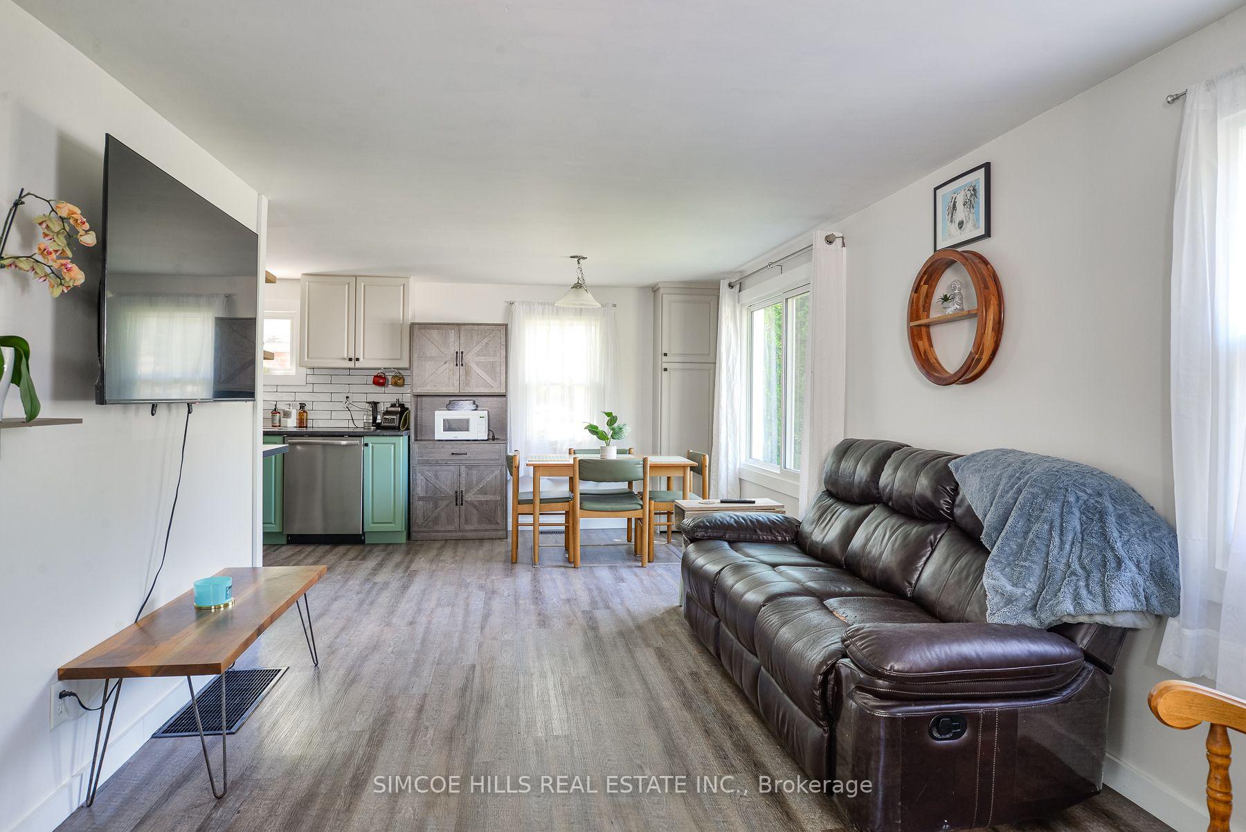 Photo 3 of 3433 Beachview Avenue, Severn, West Shore — HOMEH
