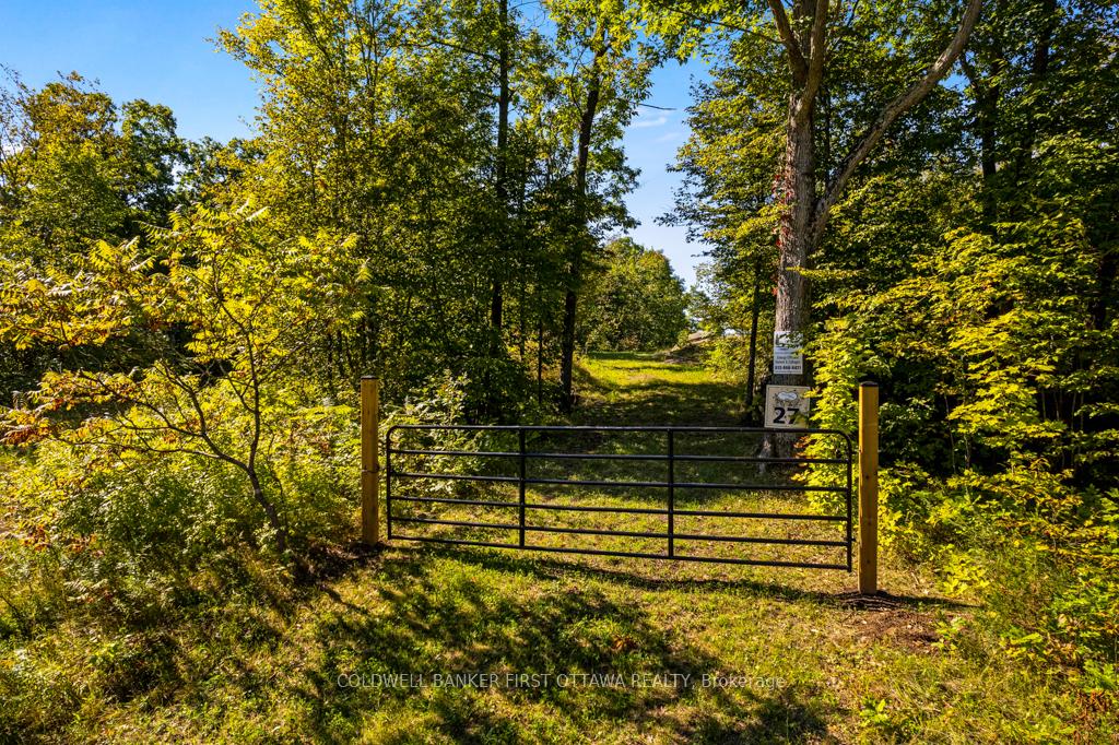 Photo 14 of 16 Grey Owl Road, Frontenac, Frontenac South — HOMEH