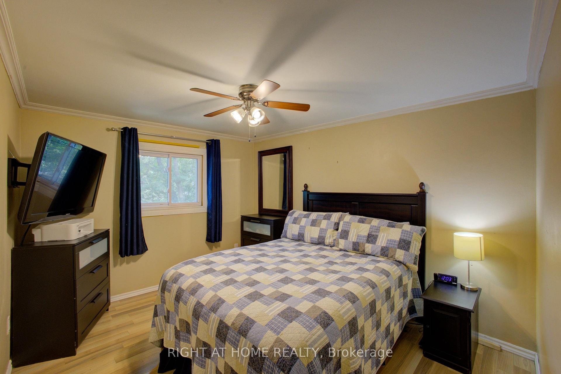 Photo 18 of 3 Newton Drive, Orangeville — HOMEH