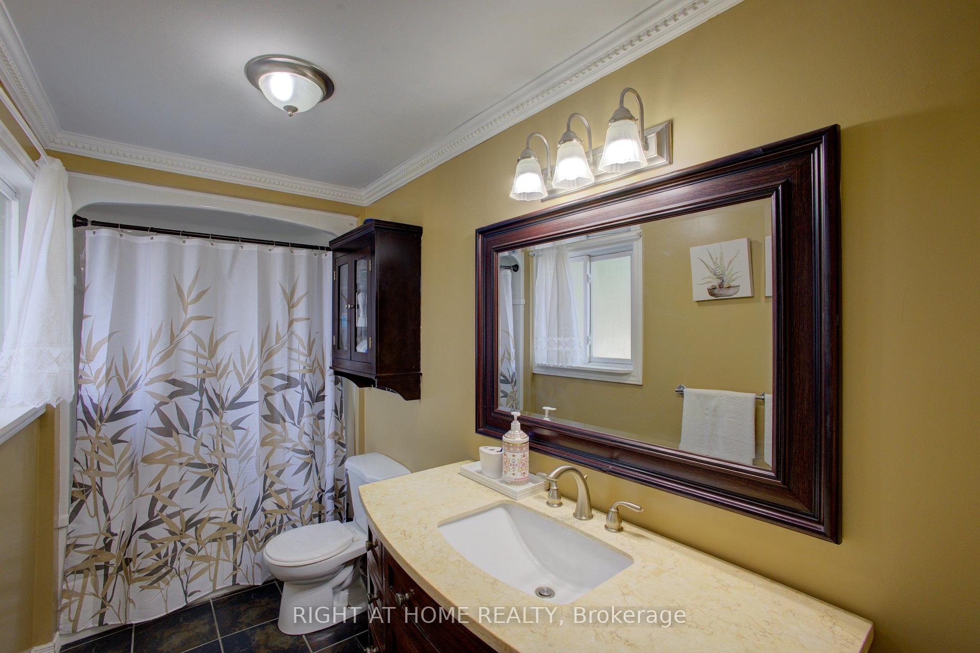 Photo 20 of 3 Newton Drive, Orangeville — HOMEH