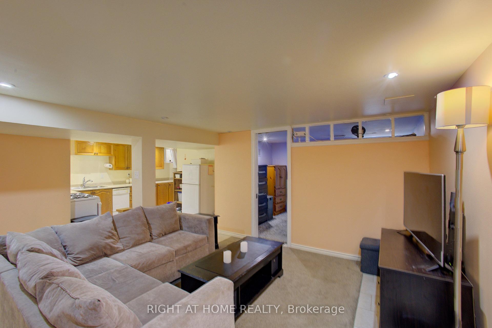 Photo 22 of 3 Newton Drive, Orangeville — HOMEH