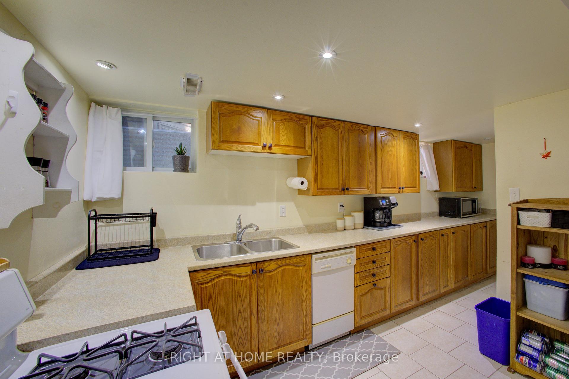 Photo 25 of 3 Newton Drive, Orangeville — HOMEH