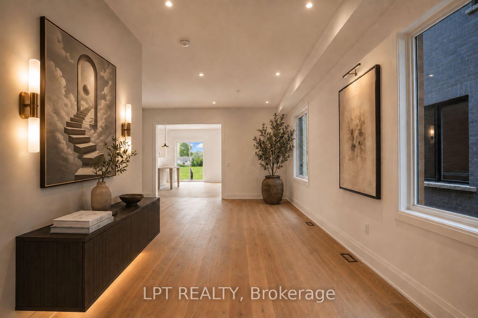 Photo 8 of 3 Richmond Park Drive, Georgina, Keswick North — HOMEH
