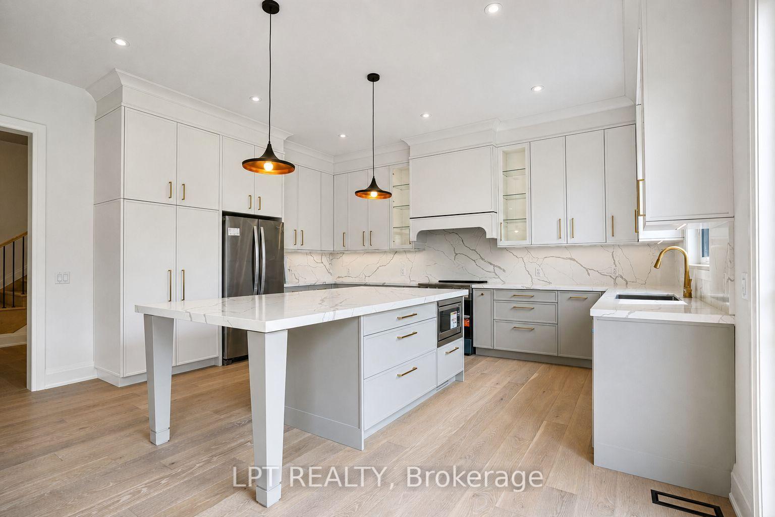 Photo 15 of 3 Richmond Park Drive, Georgina, Keswick North — HOMEH