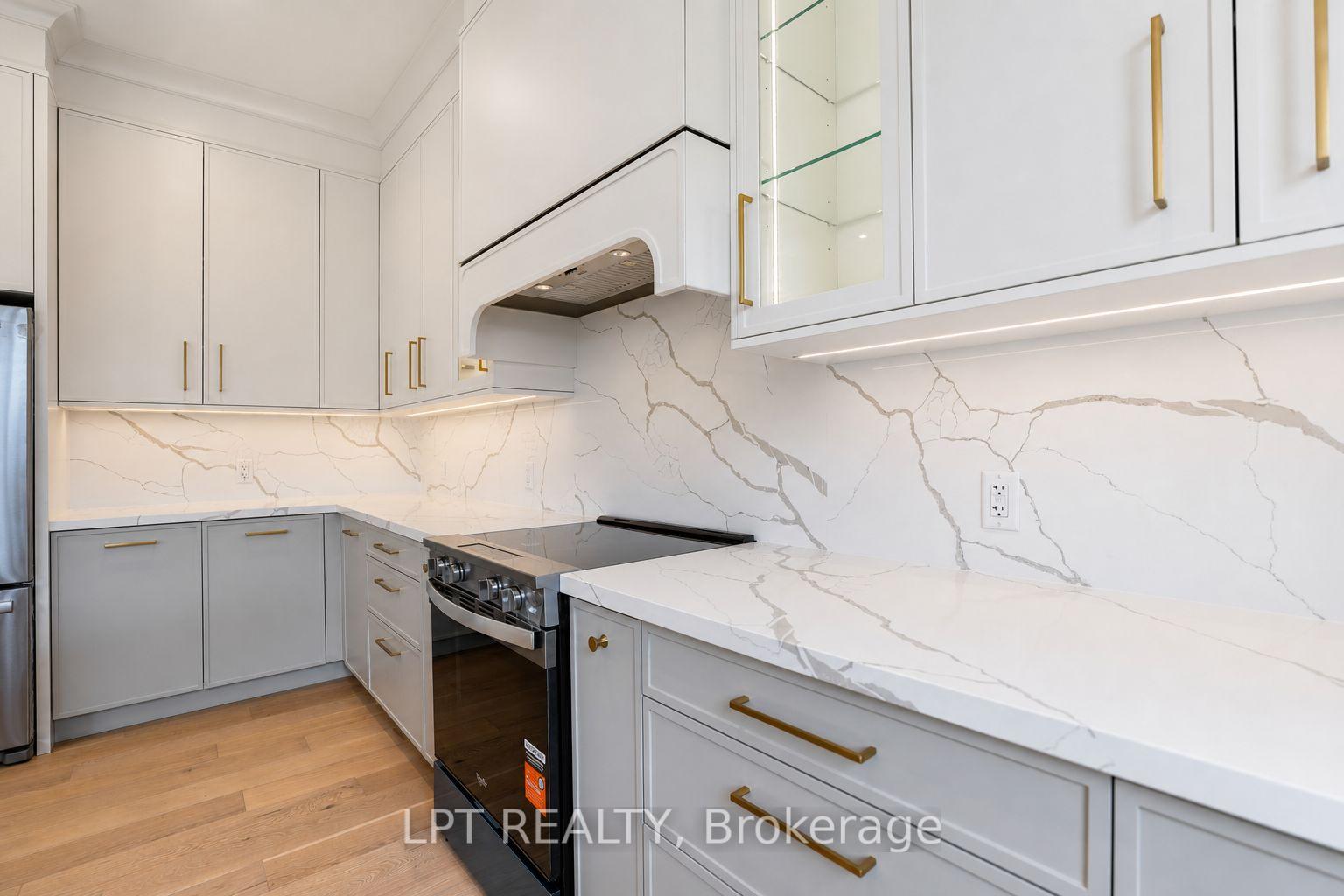 Photo 18 of 3 Richmond Park Drive, Georgina, Keswick North — HOMEH